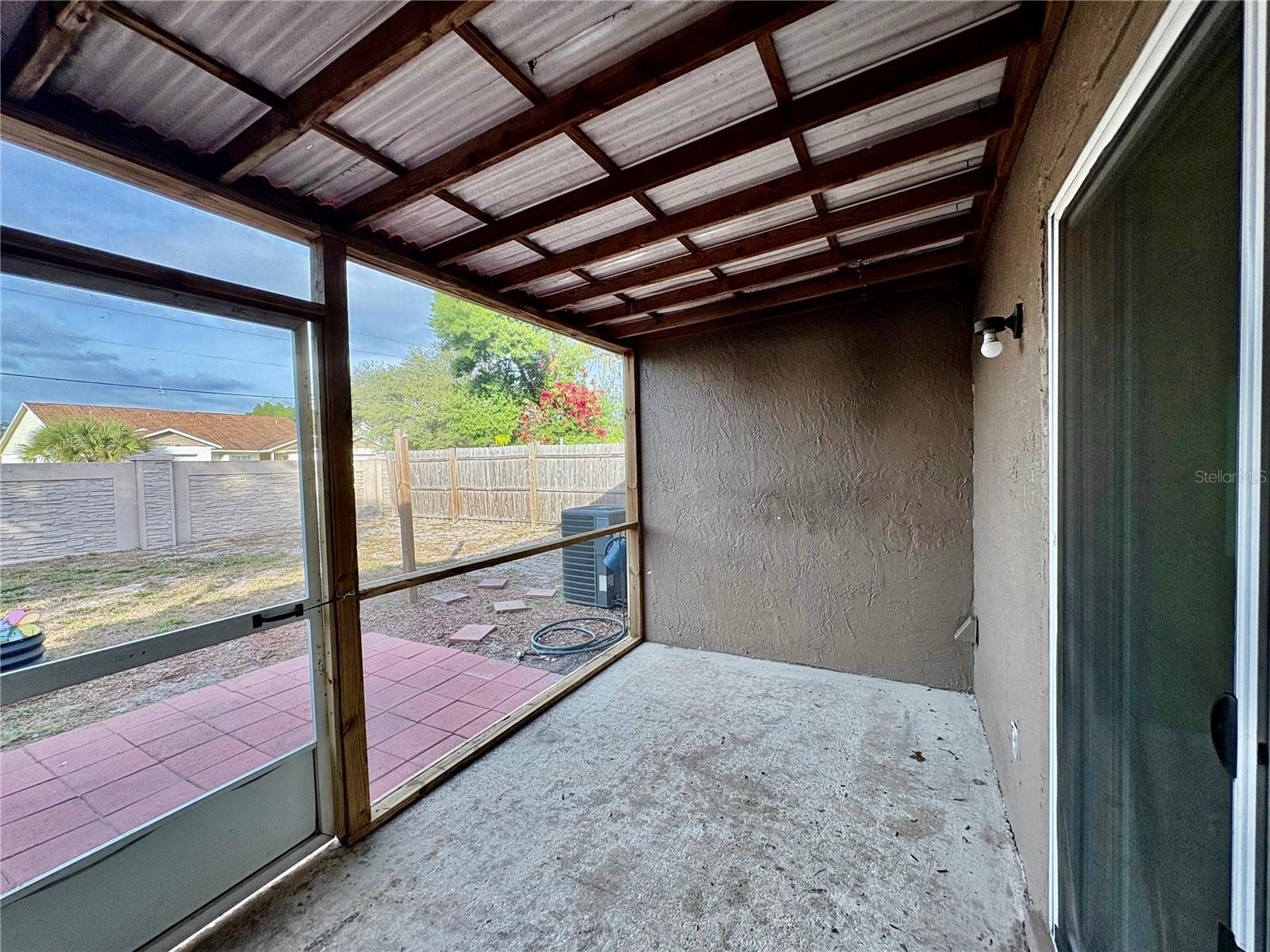 MAINE AVENUE VILLAS WEST - Residential