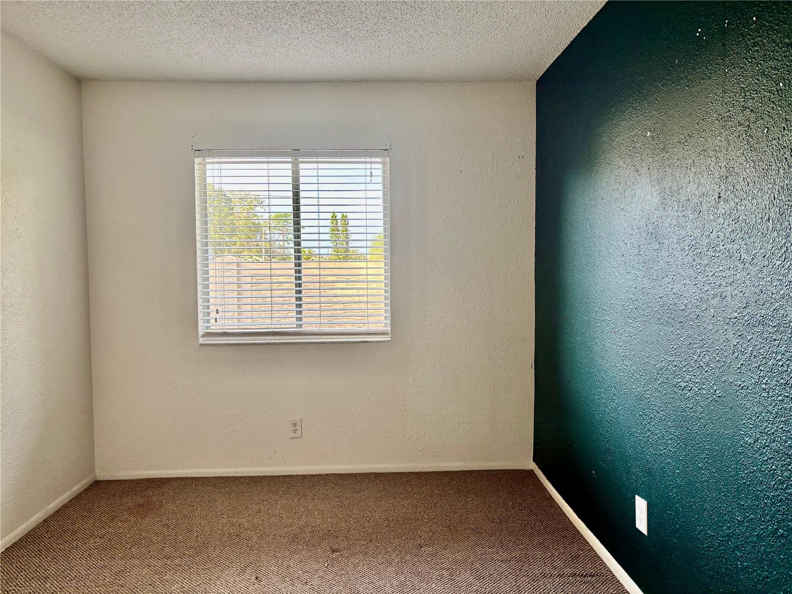 MAINE AVENUE VILLAS WEST - Residential