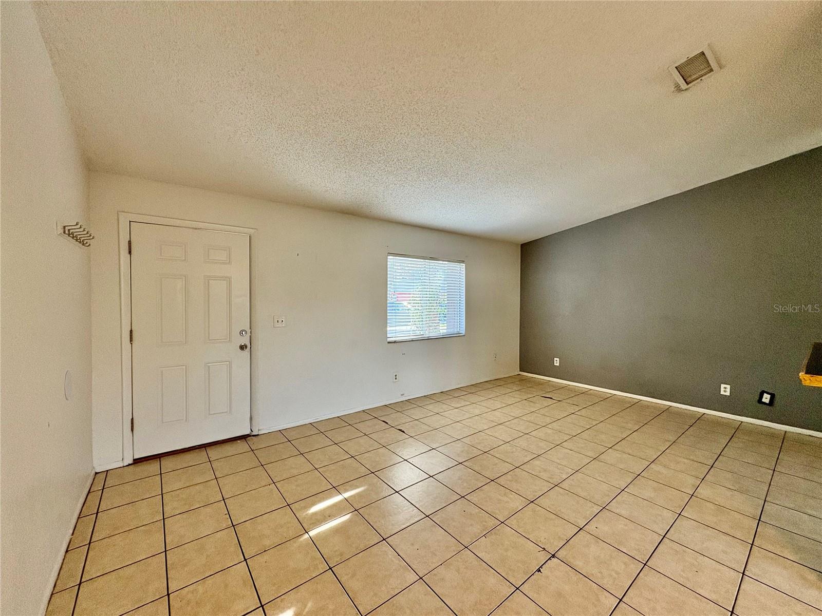 MAINE AVENUE VILLAS WEST - Residential