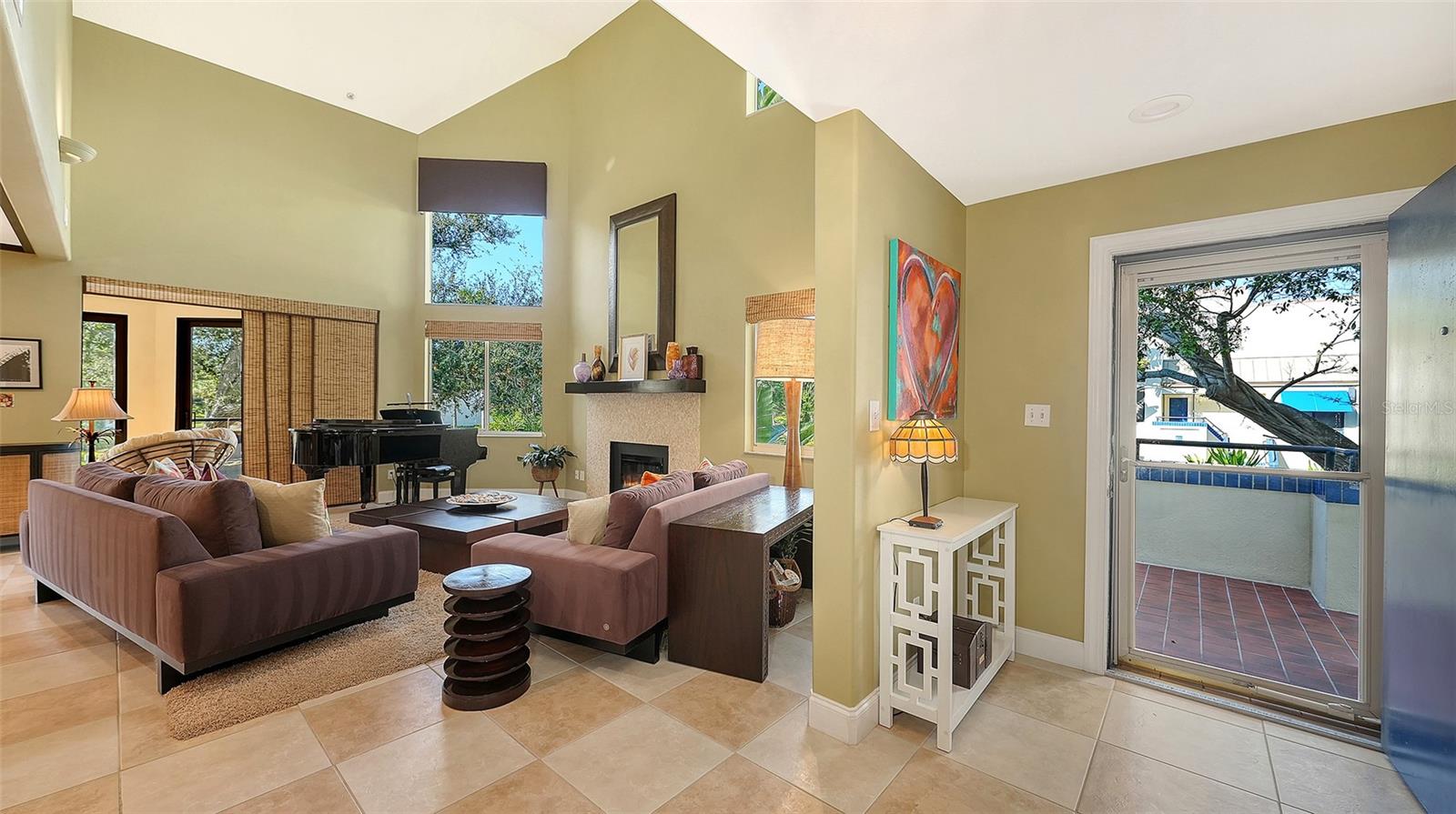 1904 HARBOURSIDE DRIVE 201, LONGBOAT KEY, FL, 34228 4 1904 HARBOURSIDE DRIVE 201