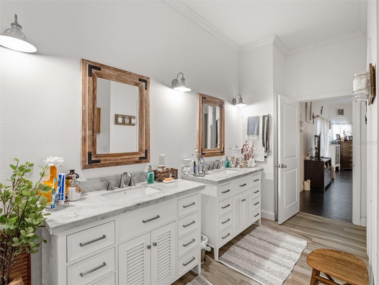 GROVELAND FARMS 31-22-25 - Residential