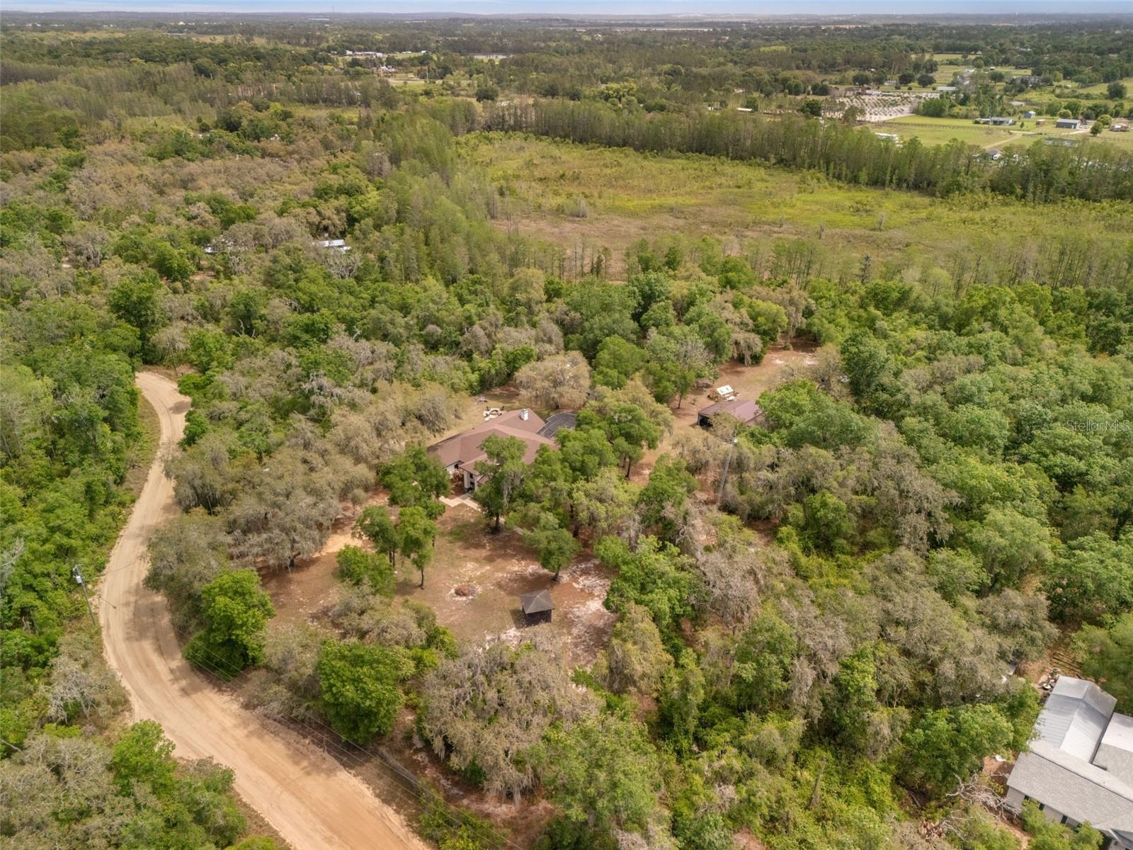 GROVELAND FARMS 31-22-25 - Residential