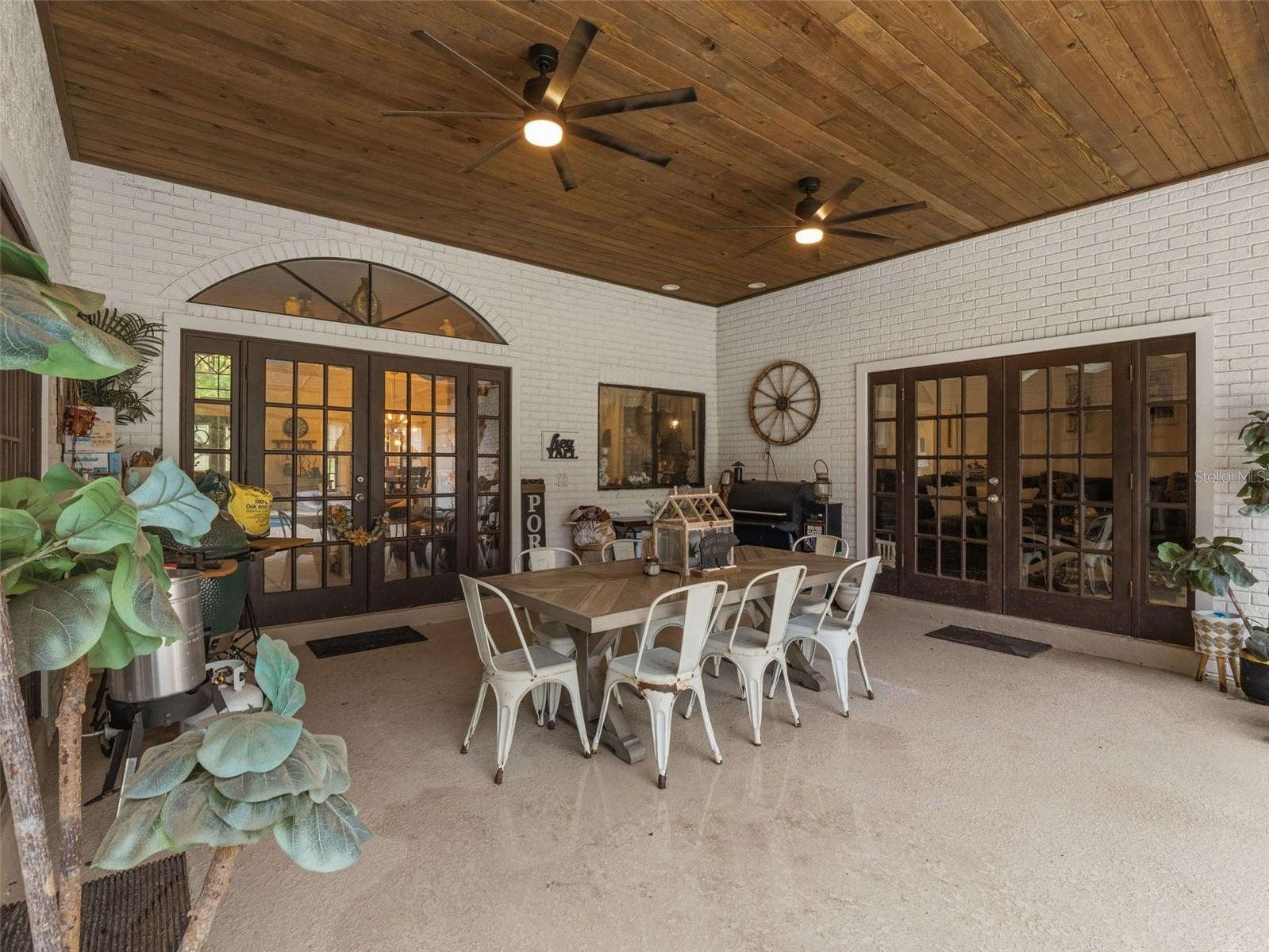 GROVELAND FARMS 31-22-25 - Residential