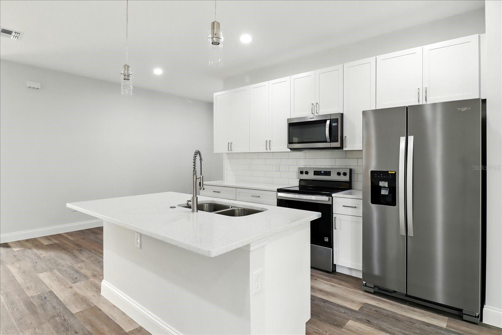 CITRUS SPGS UNIT 02 - Residential