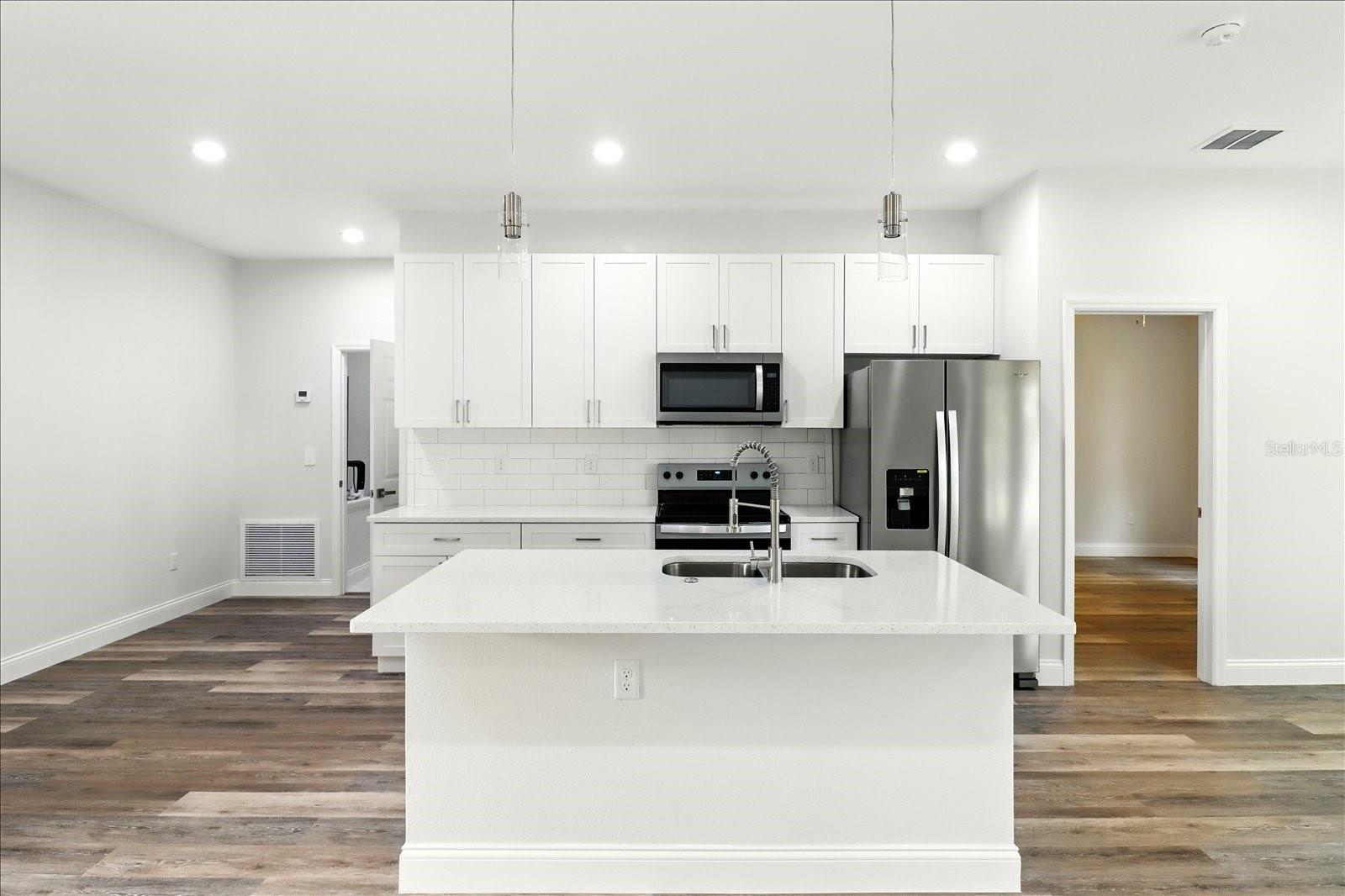 CITRUS SPGS UNIT 02 - Residential