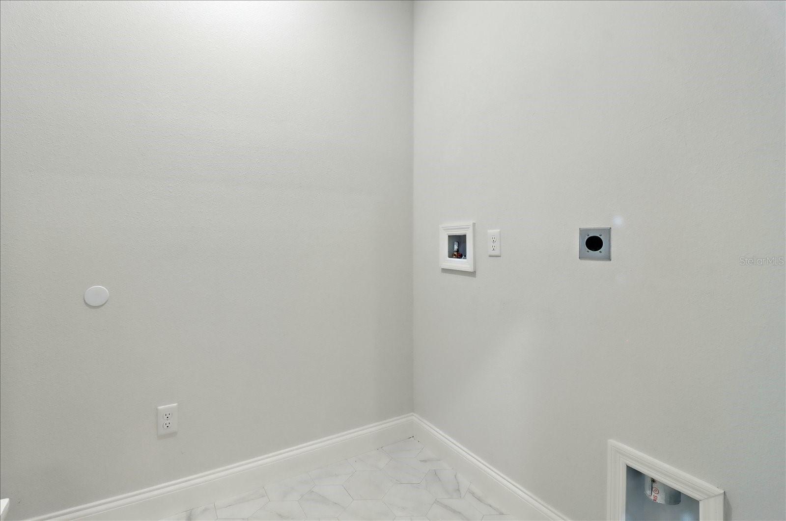 CITRUS SPGS UNIT 02 - Residential