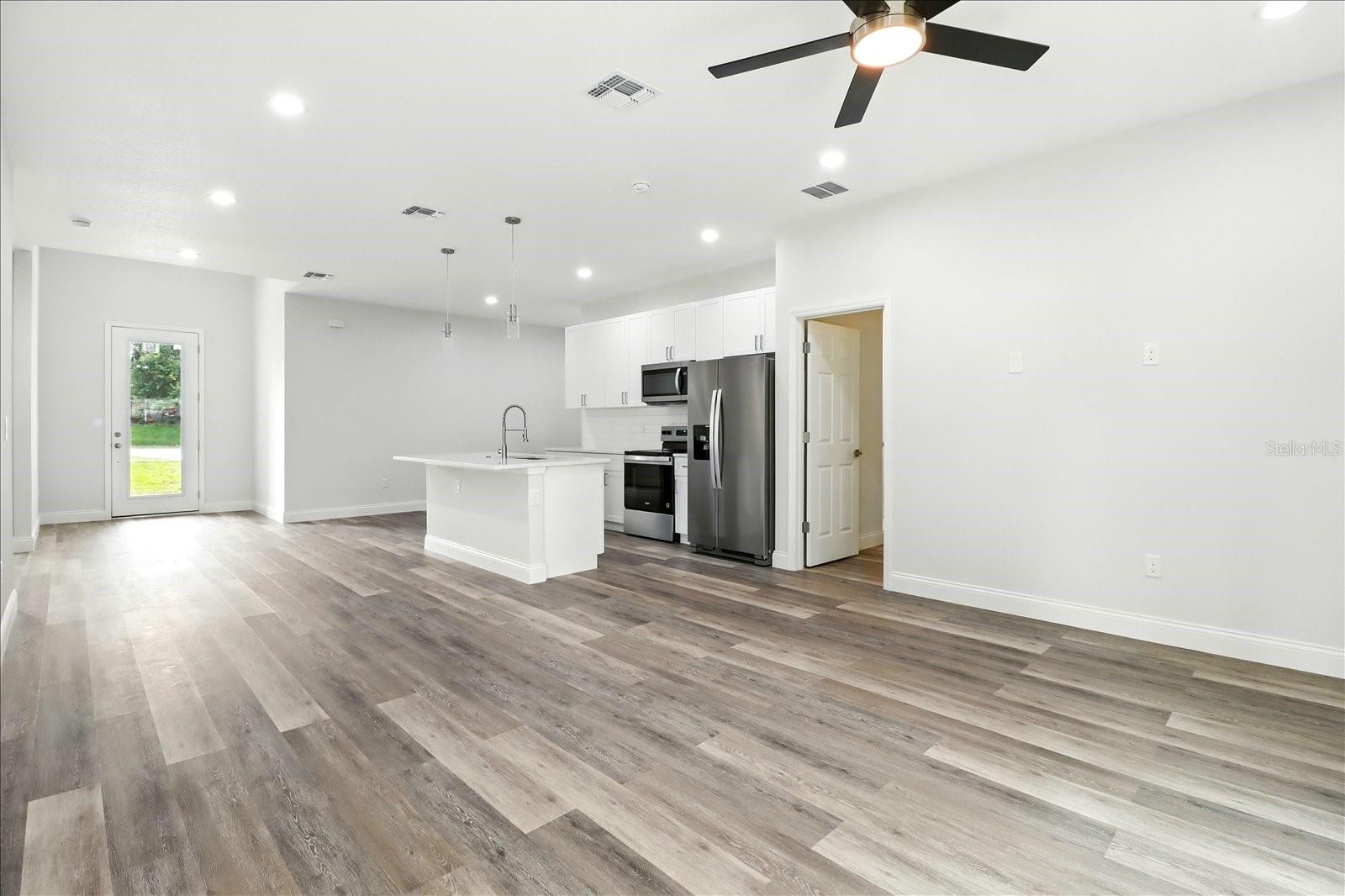 CITRUS SPGS UNIT 02 - Residential
