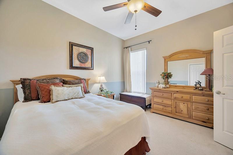 LAKE TALIA PH 01 - Residential