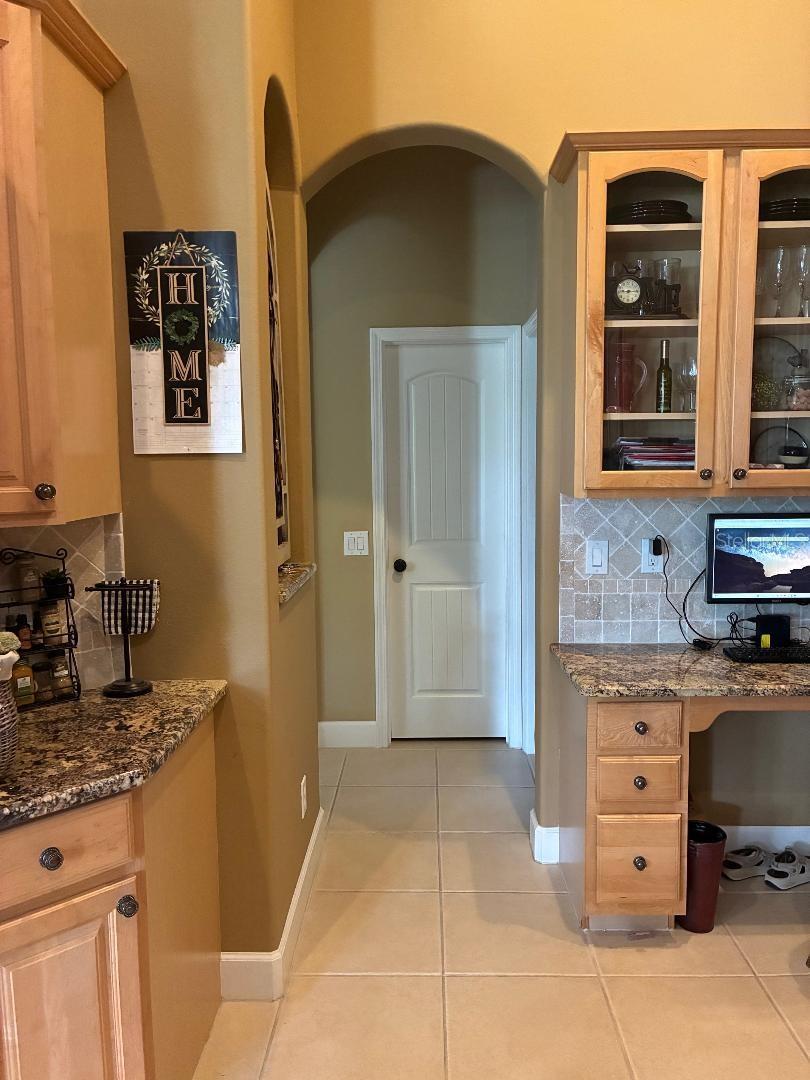 LAKE TALIA PH 01 - Residential