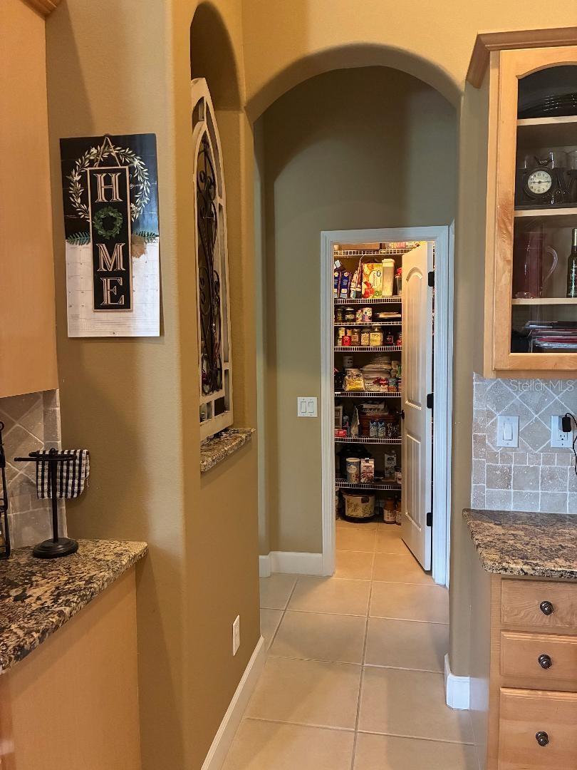 LAKE TALIA PH 01 - Residential