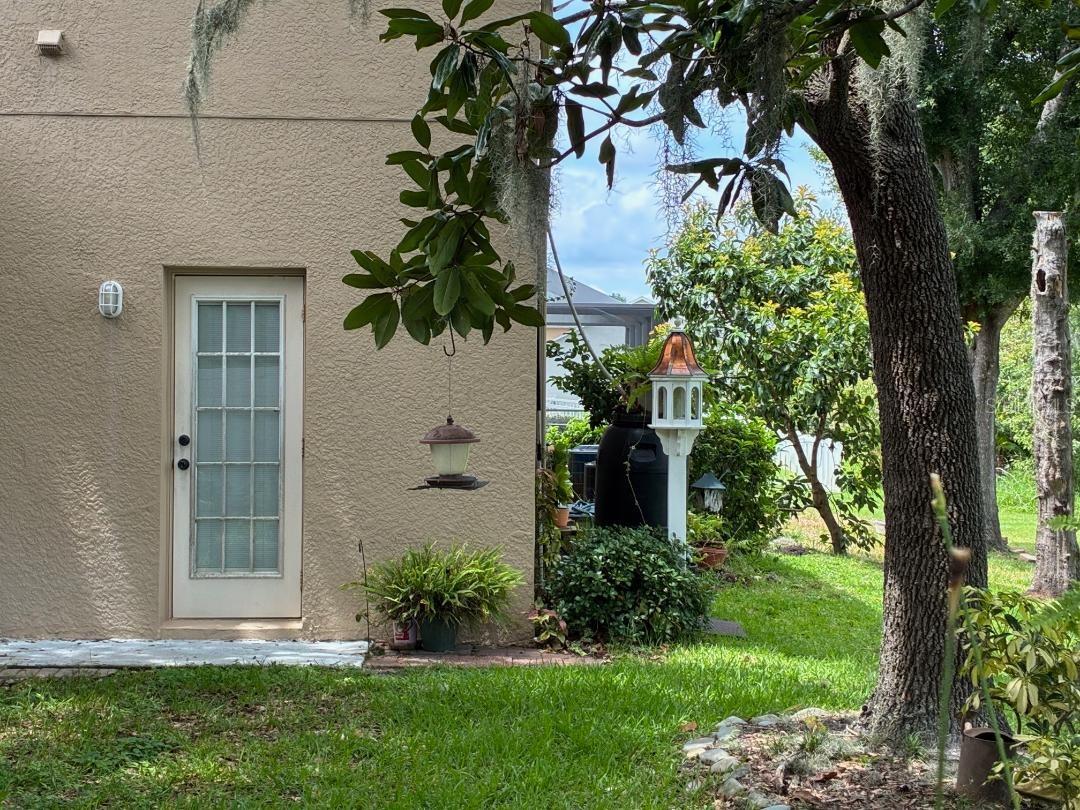 LAKE TALIA PH 01 - Residential