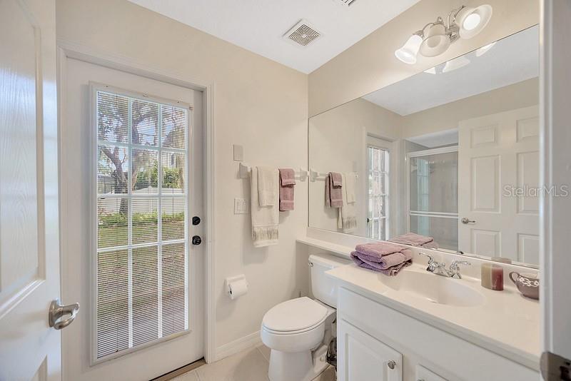 LAKE TALIA PH 01 - Residential