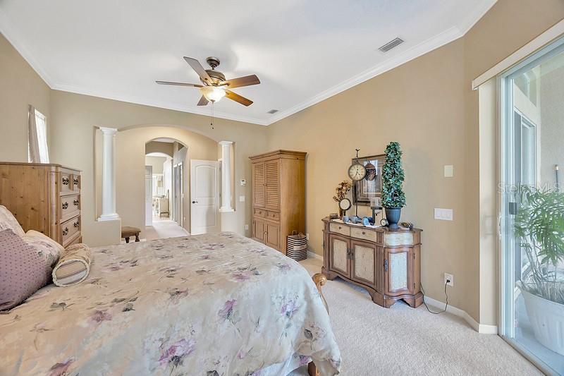 LAKE TALIA PH 01 - Residential