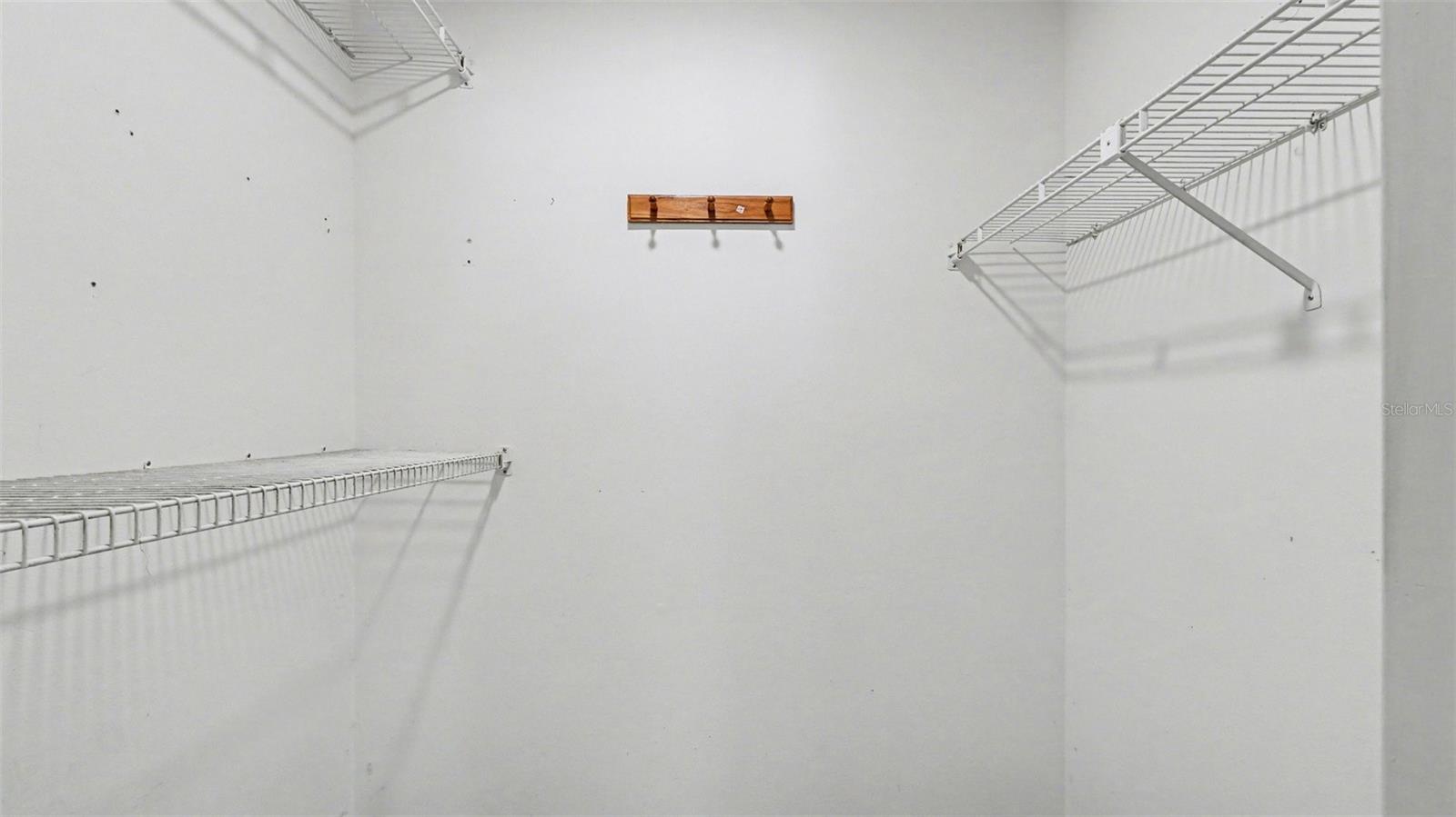 INDIAN WOODS - Residential