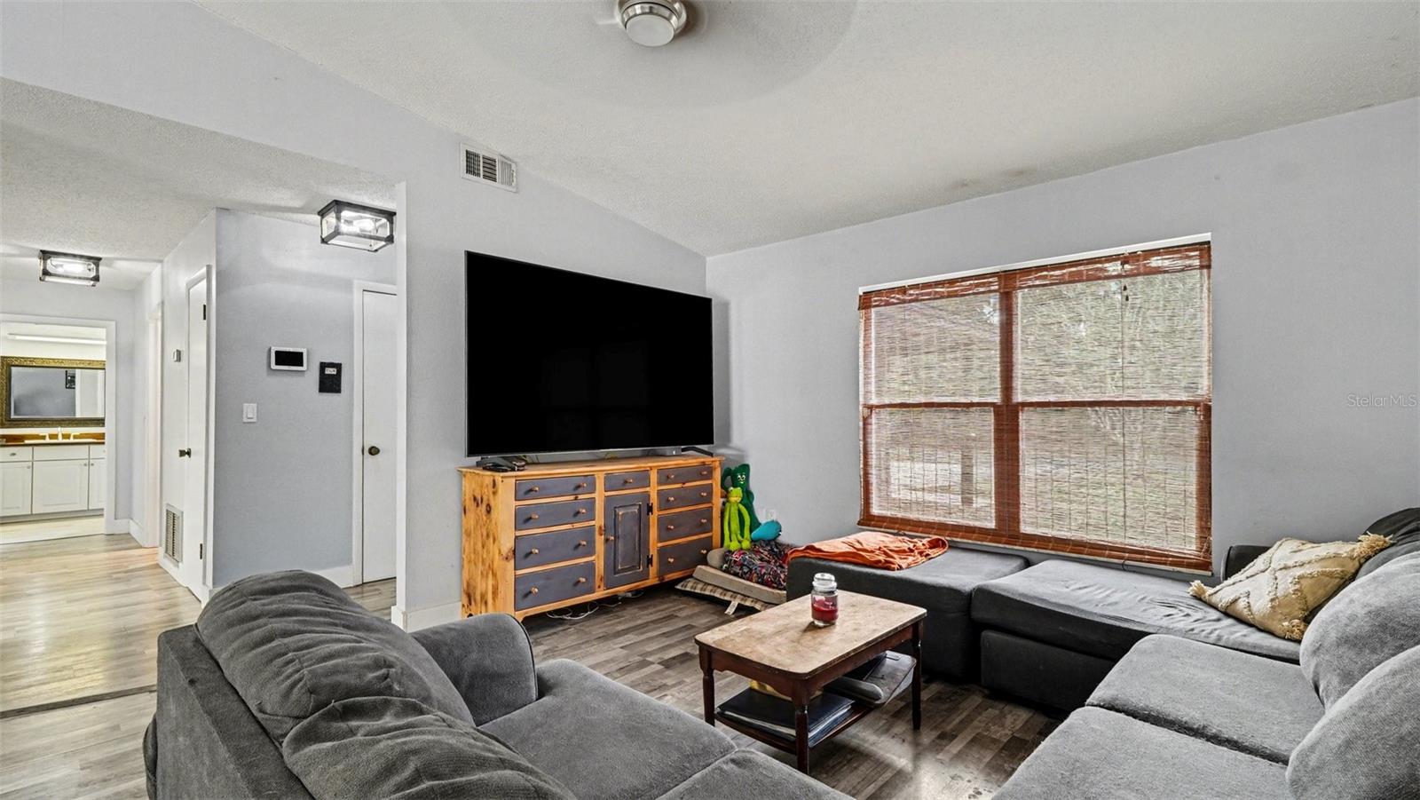 INDIAN WOODS - Residential