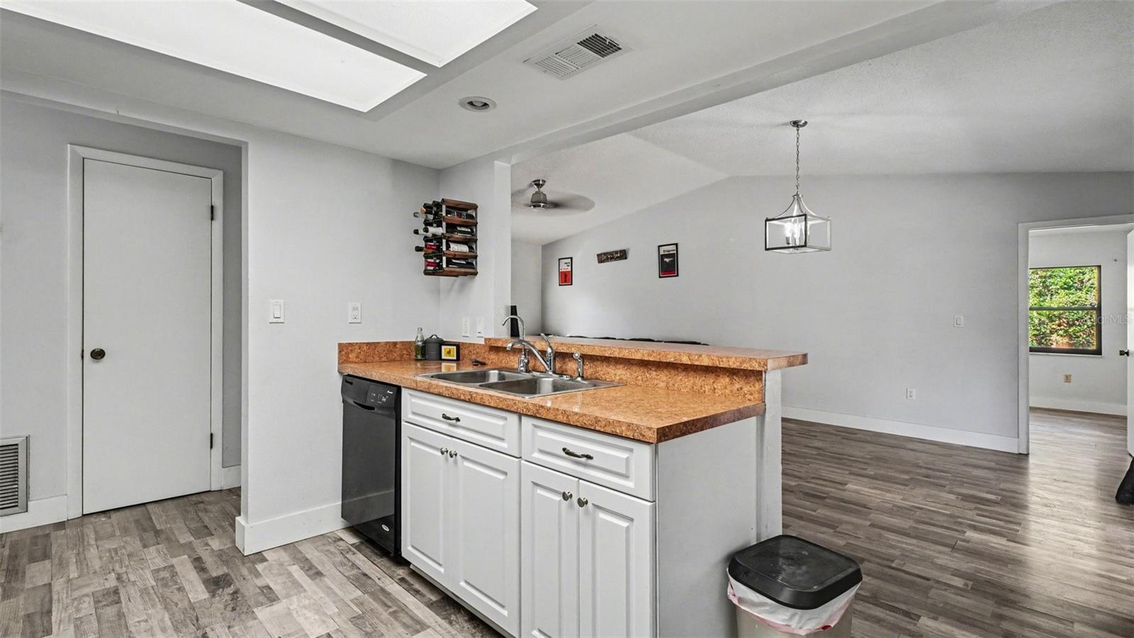 INDIAN WOODS - Residential