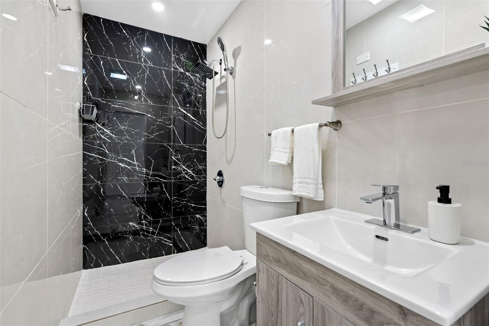 ISLA VERDE A B C - Residential