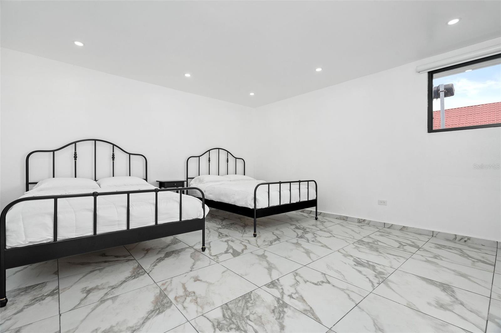 ISLA VERDE A B C - Residential