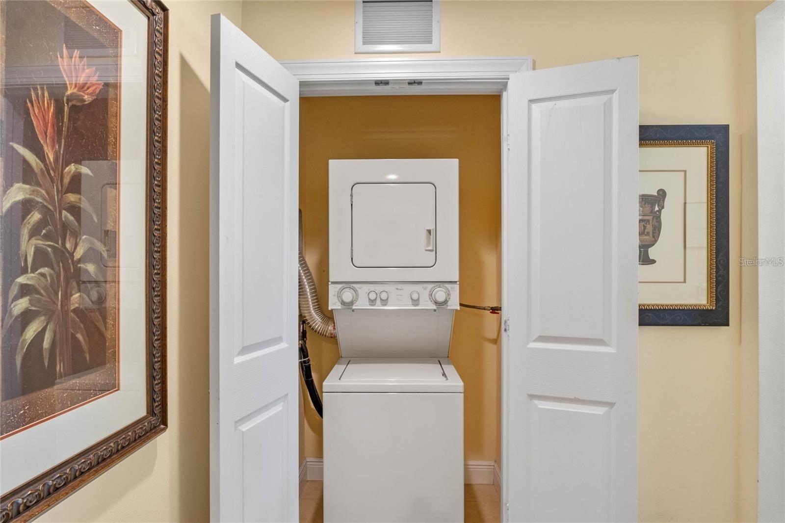 HERITAGE CROSSING CONDO PH 5 - Residential Lease