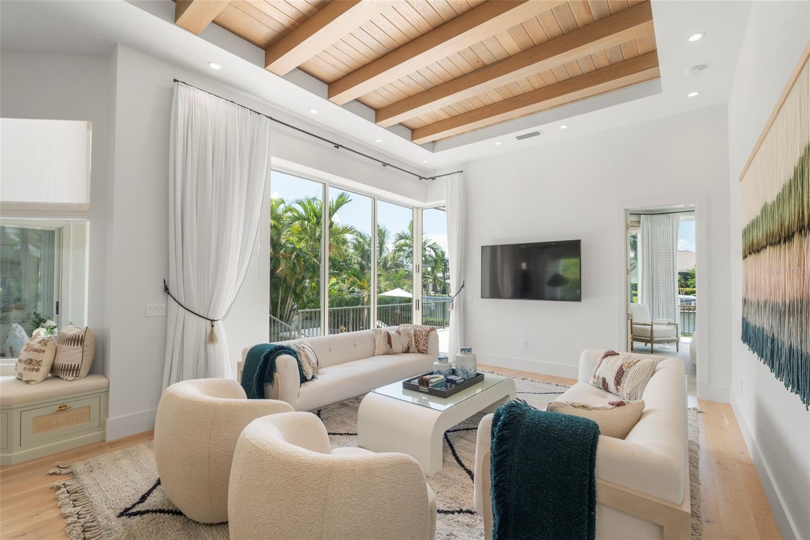 JOHN RINGLING ESTATES ST ARMANDS DIV 01 - Residential