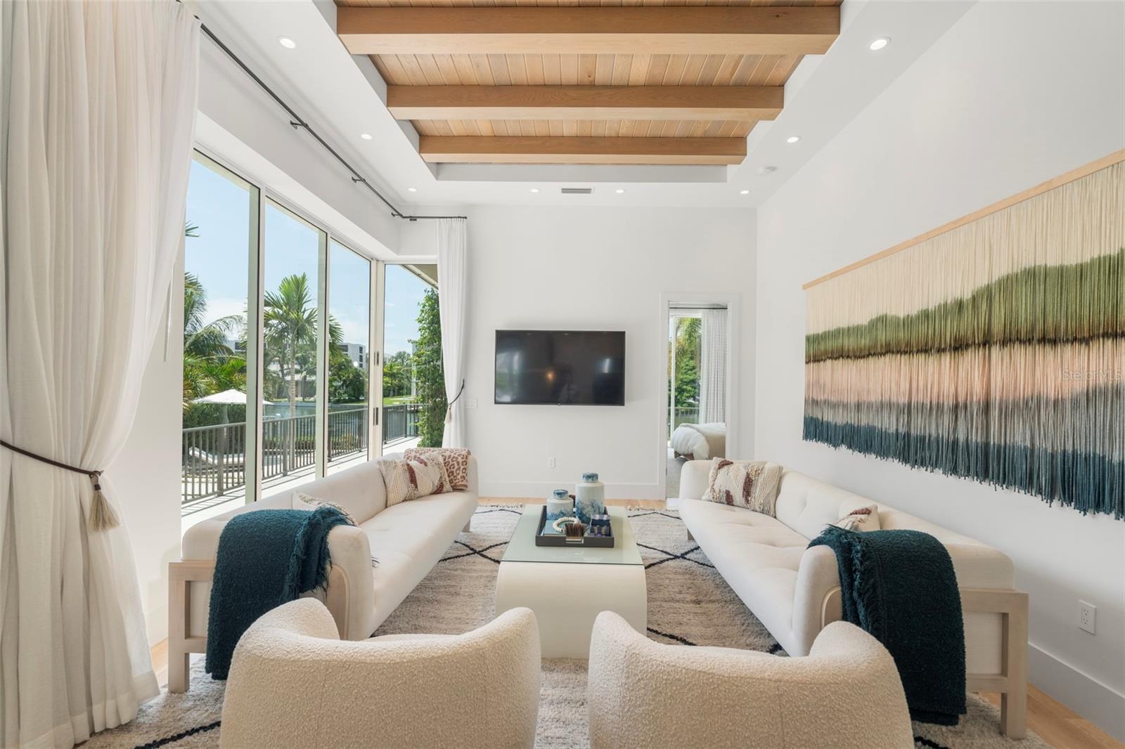 JOHN RINGLING ESTATES ST ARMANDS DIV 01 - Residential