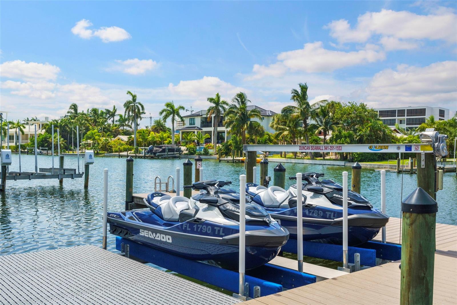 JOHN RINGLING ESTATES ST ARMANDS DIV 01 - Residential