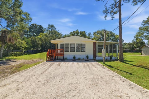 Photo of 8036 S Meadowview Cir, Tampa, FL 33625 (MLS # TB8561234)