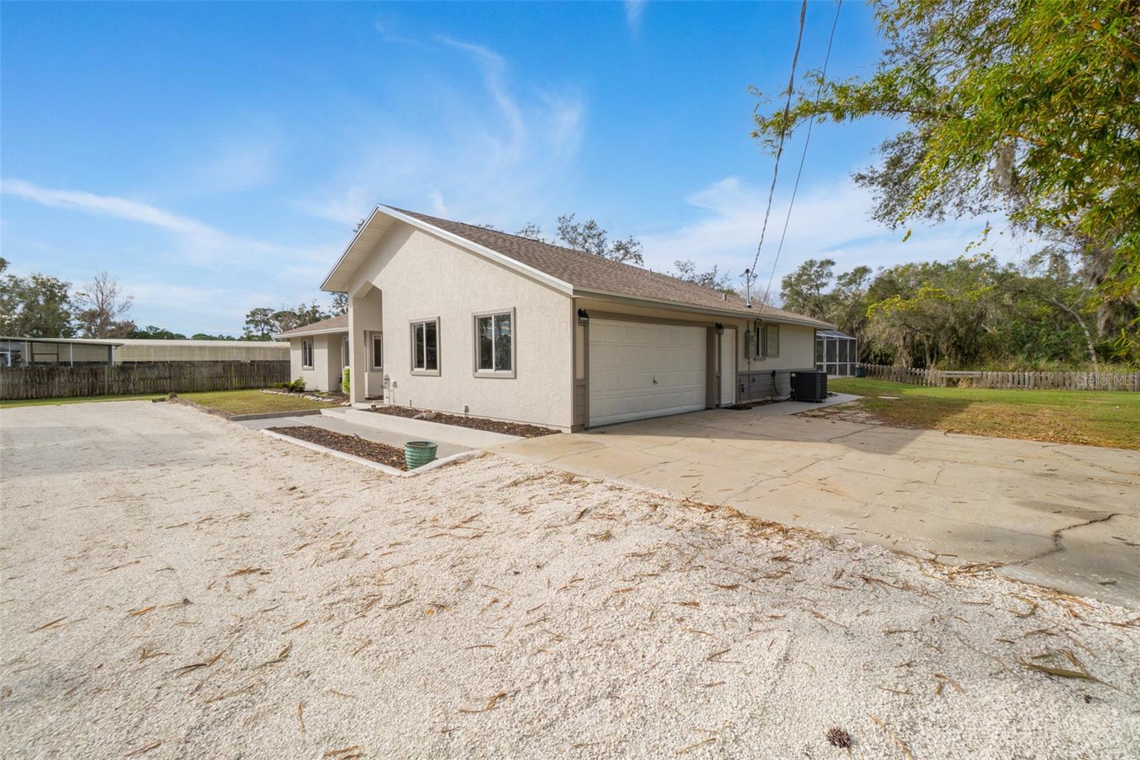 BROAD ACRES - Residential