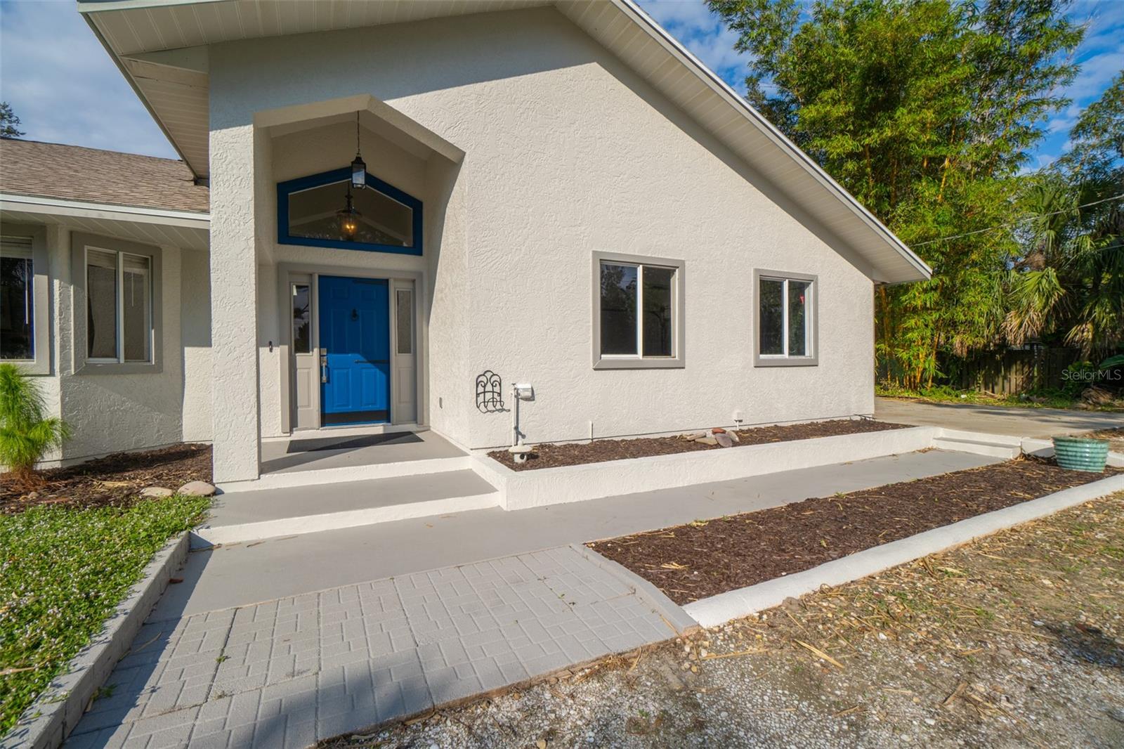 BROAD ACRES - Residential