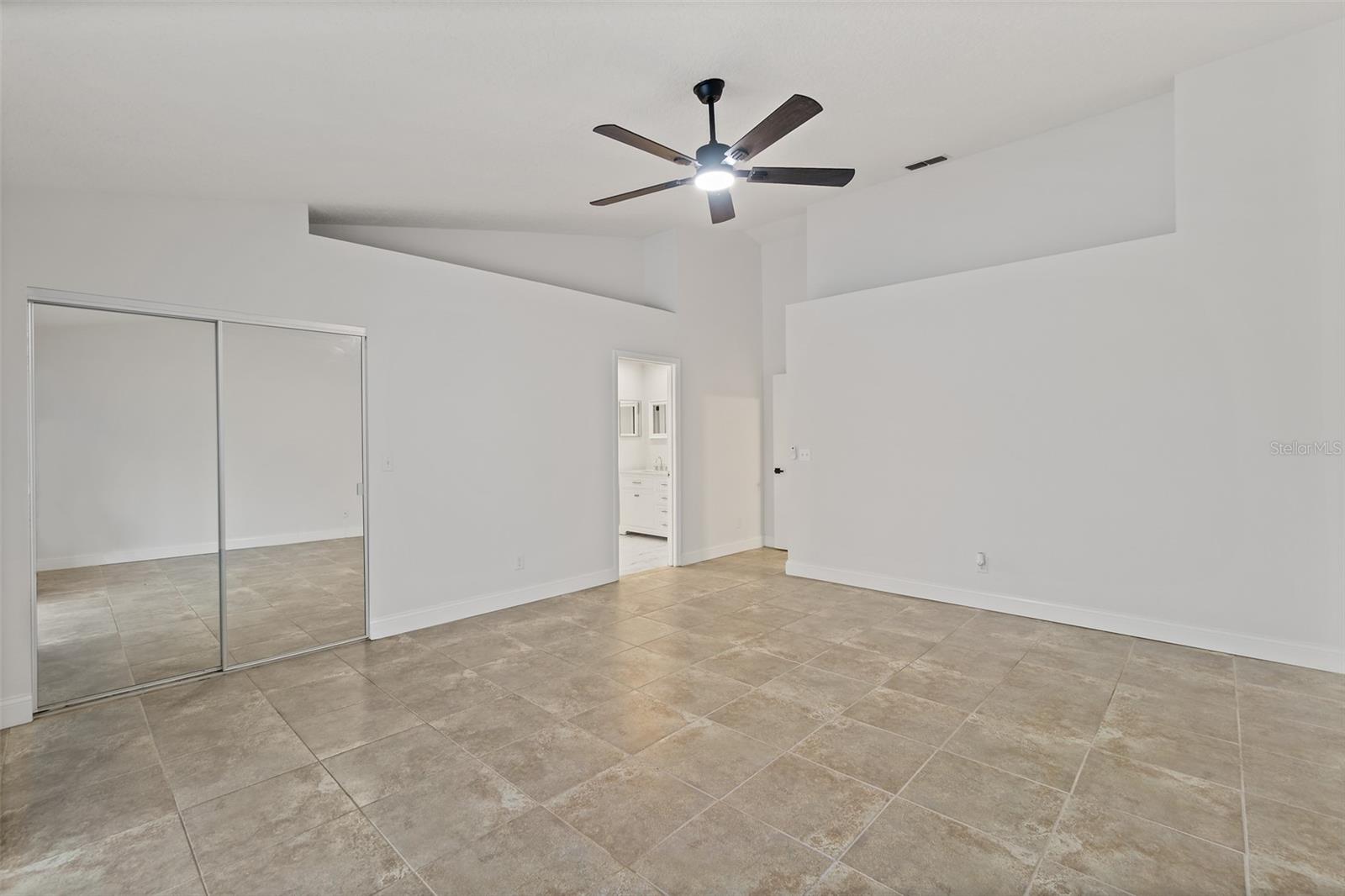 BROAD ACRES - Residential