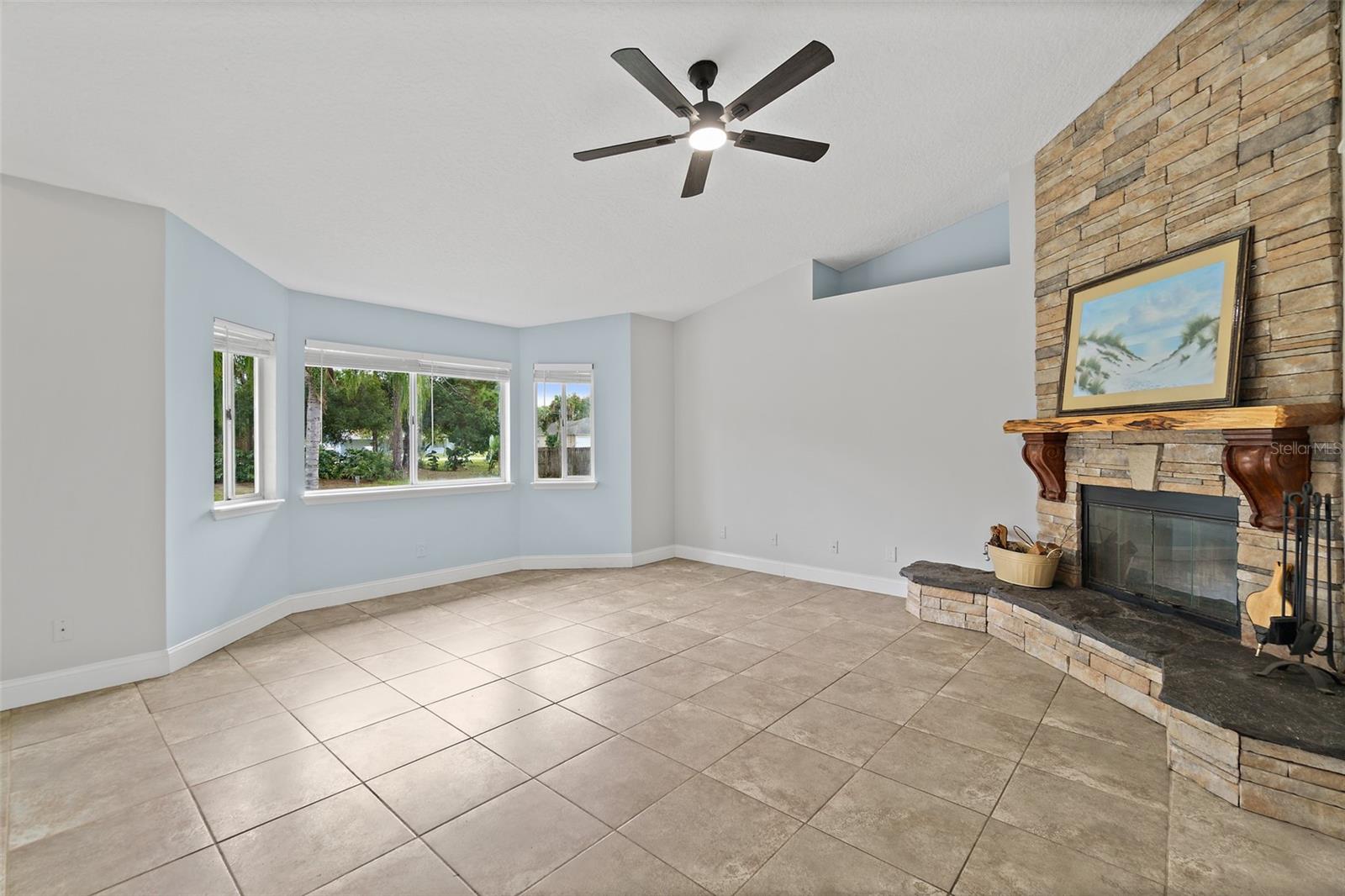 BROAD ACRES - Residential