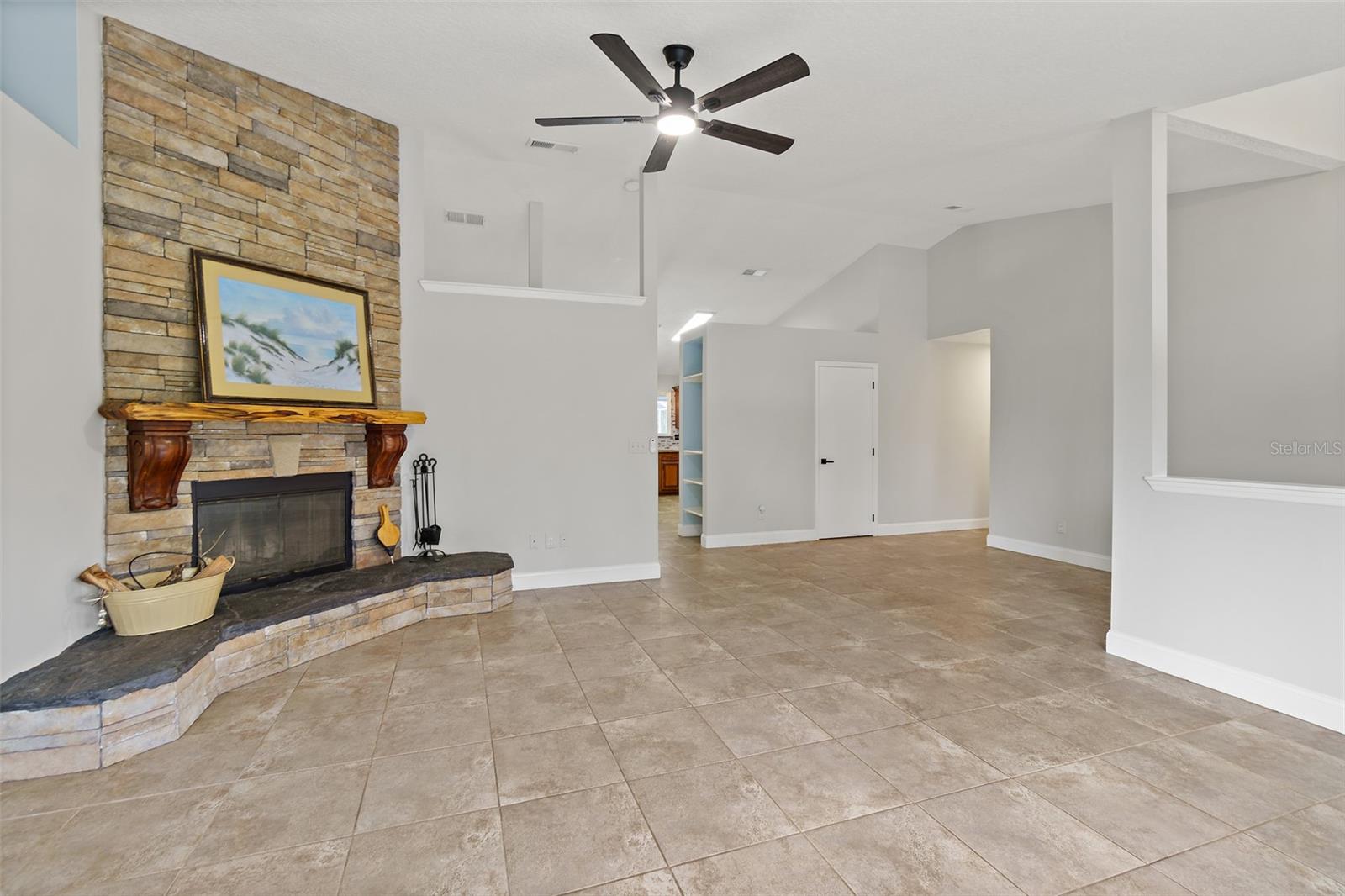 BROAD ACRES - Residential