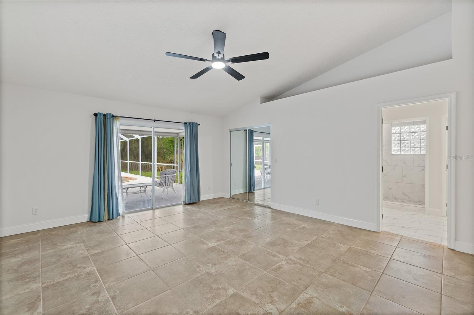 BROAD ACRES - Residential