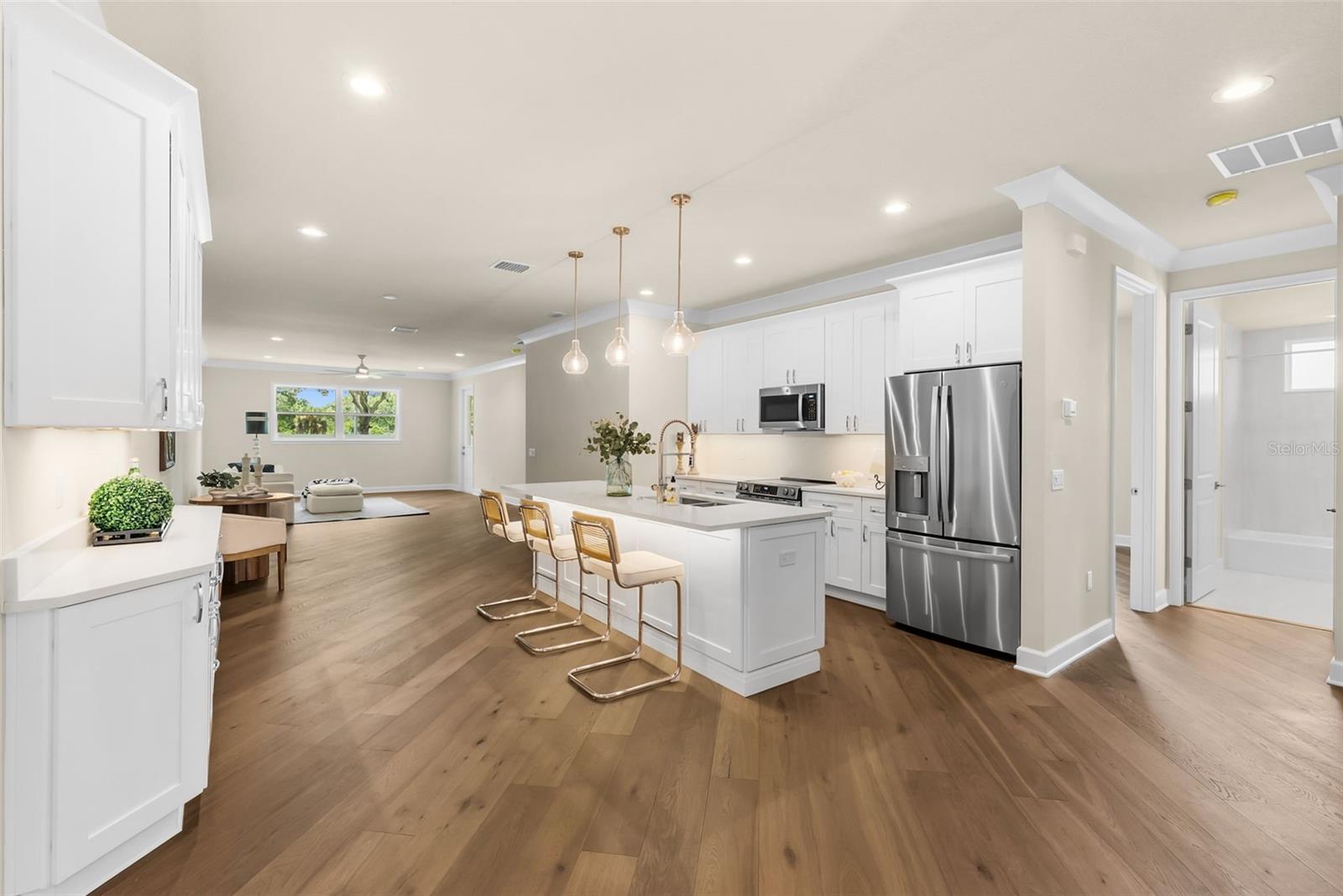 207 ATHENIAN WAY