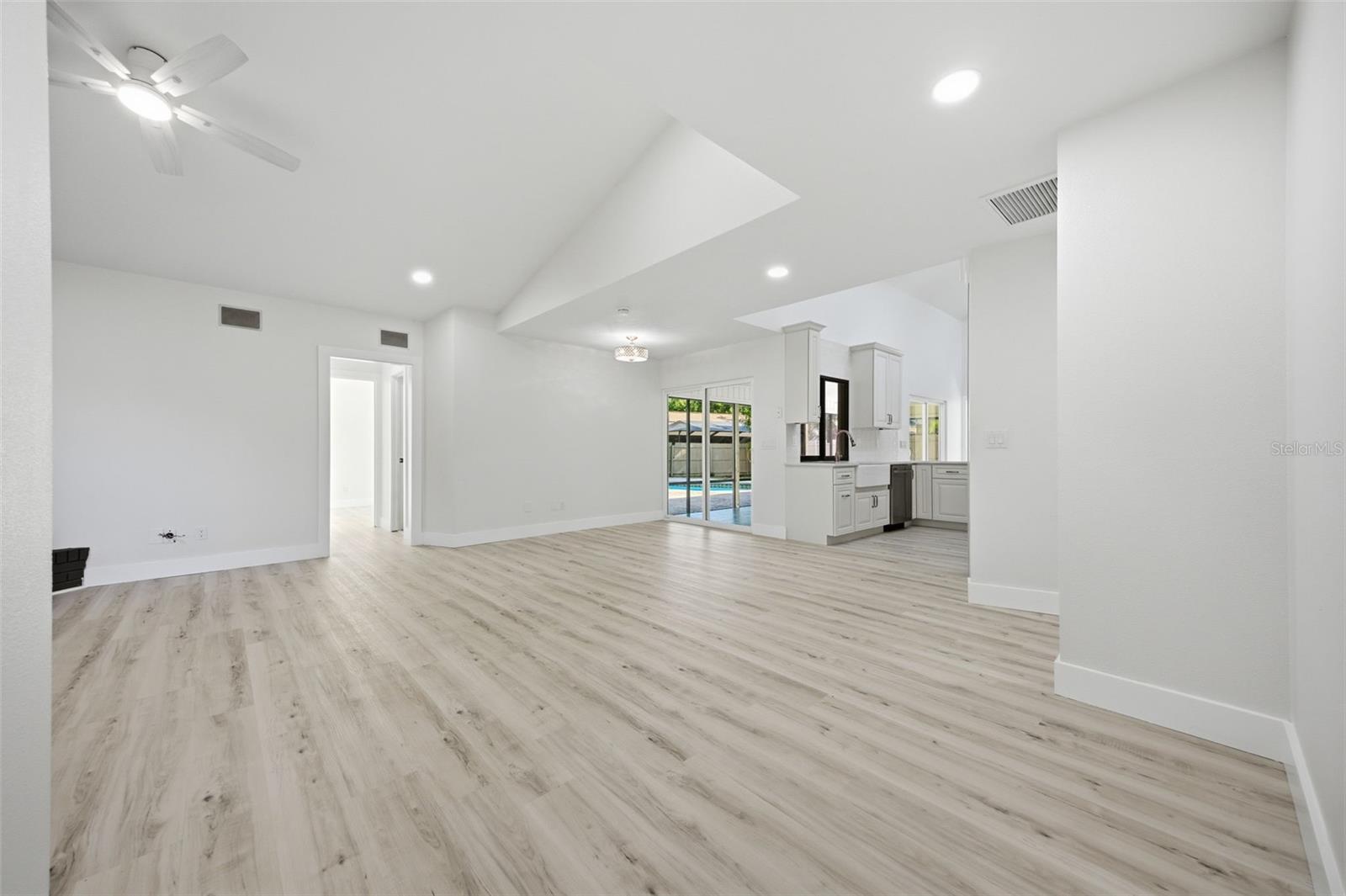 BLOOMINGDALE SEC N - Residential