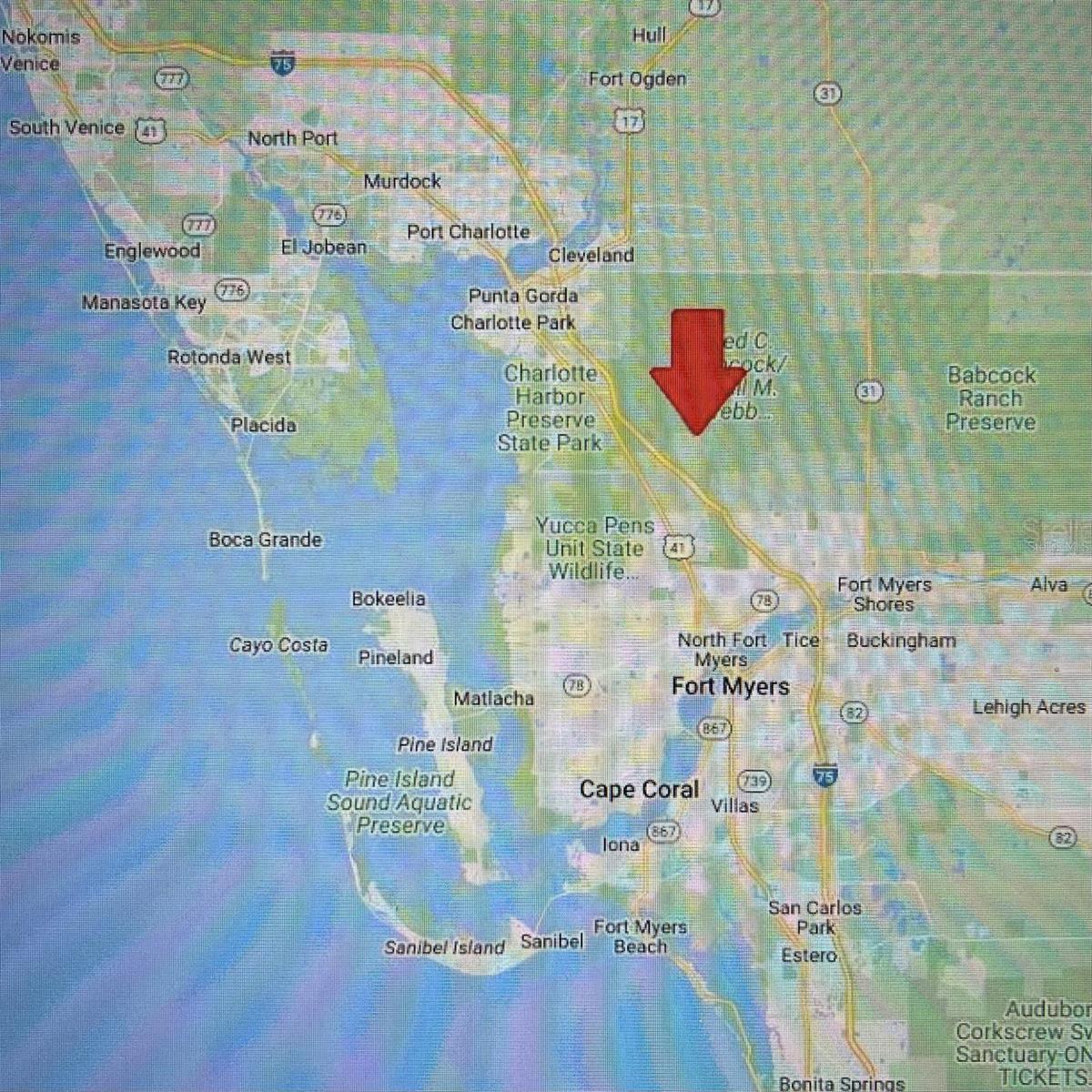 Main image without alt text