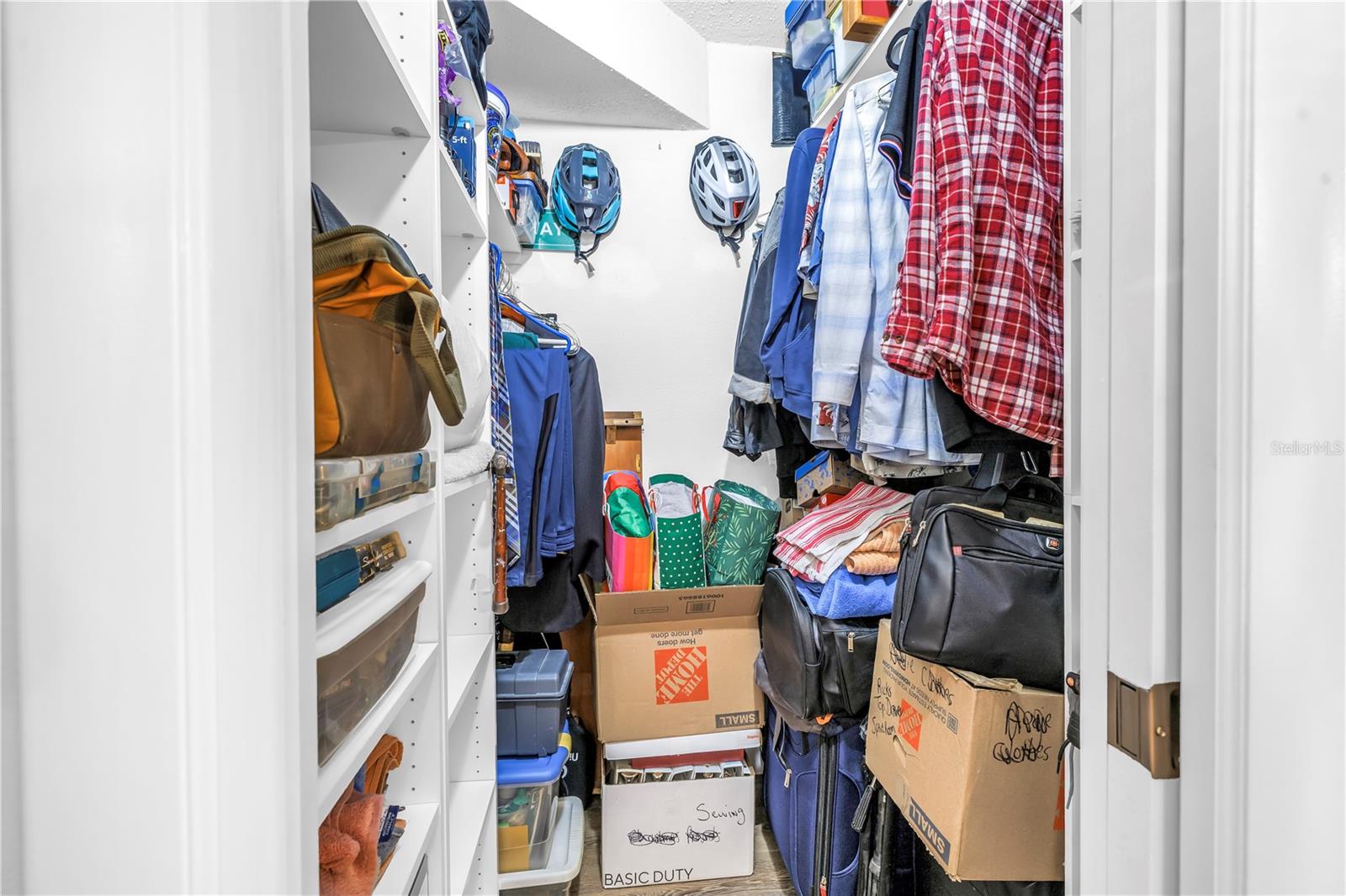 CONCORD TOWERS CONDO - Residential