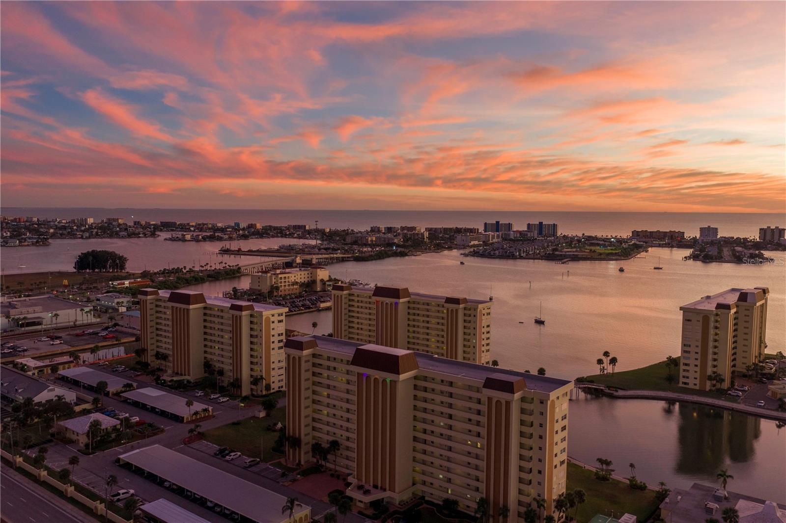 CONCORD TOWERS CONDO - Residential