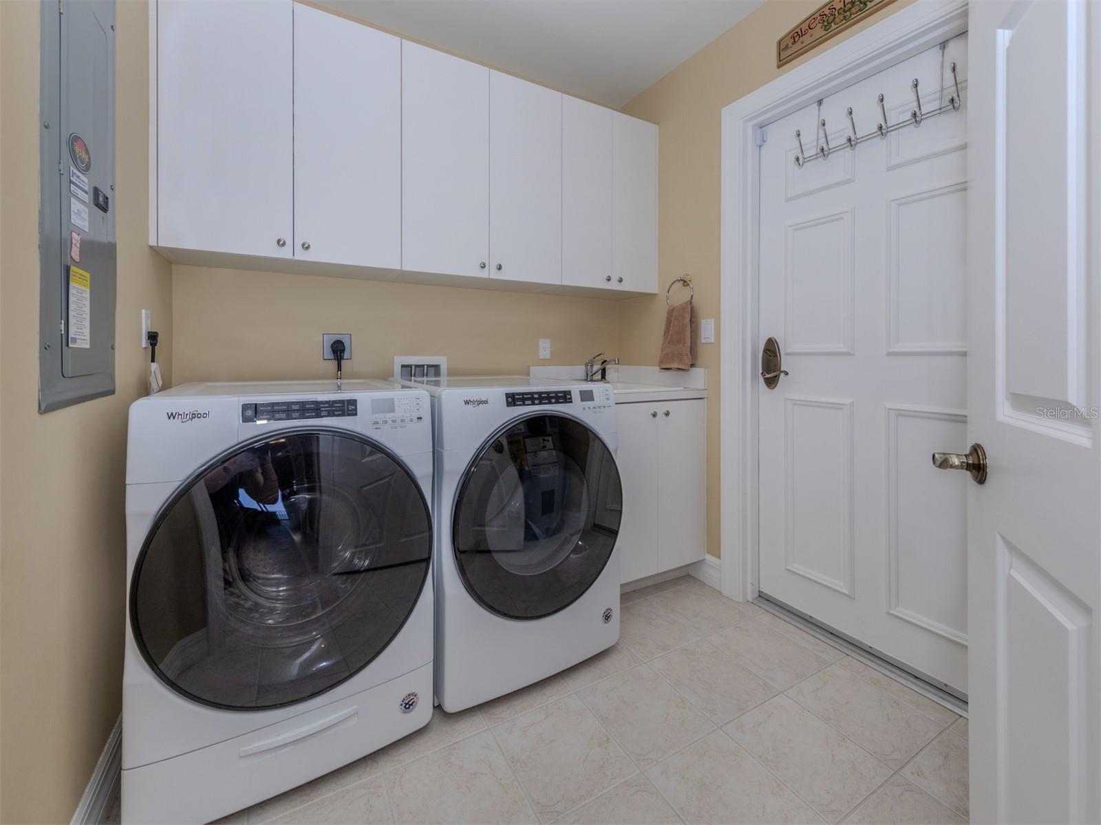 BELEZA ON VENICE BEACH - Residential