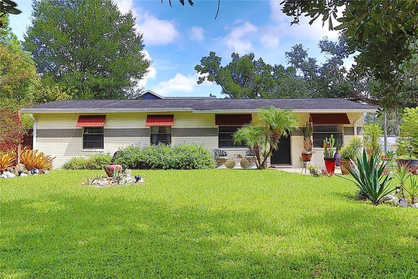 7301 N OLA AVE, TAMPA, FL 33604 - Image f18fe8cebf7fbd33bc8bc480d30000a8/2826437391