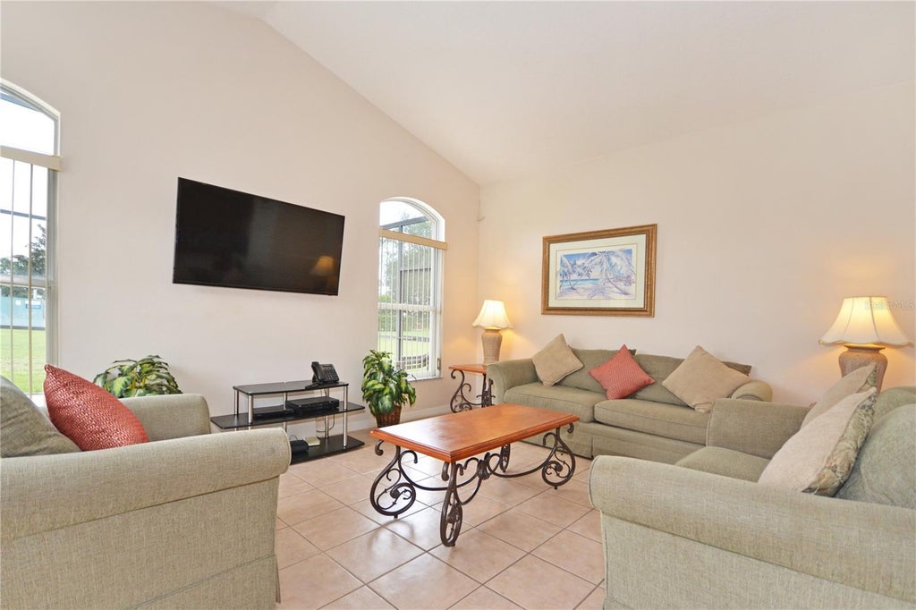 Photo of 423 Corvina Drive, Davenport, FL 33897 (MLS # S5158702)