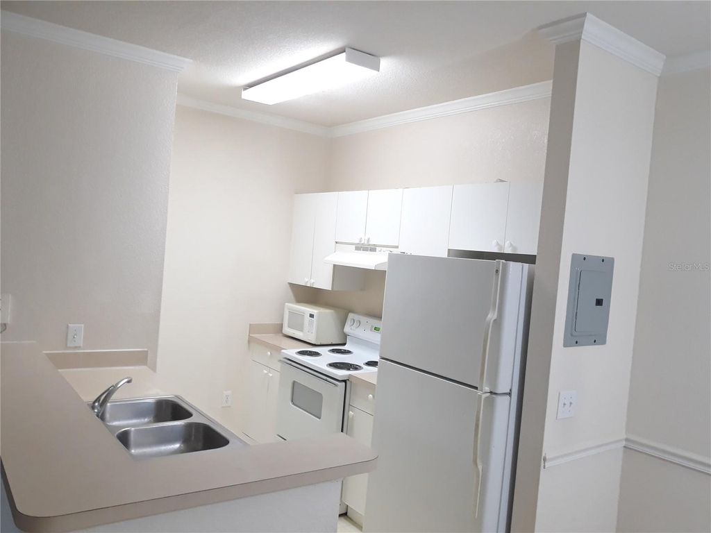 Photo of 3589 Conroy Road #1021, Orlando, FL 32839 (MLS # O6392800)