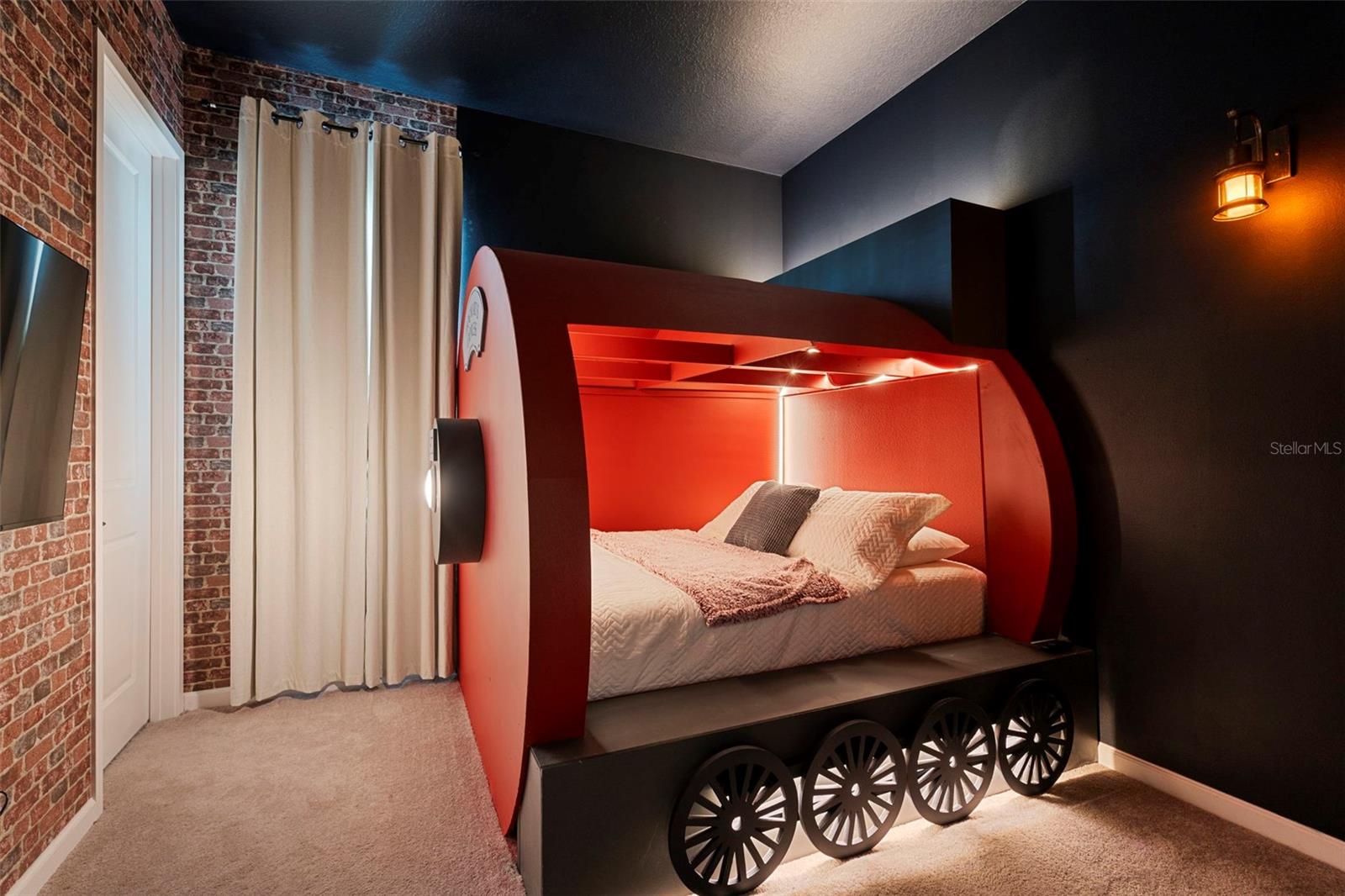 VERANDA PALMS PH 2B2-2C - Residential