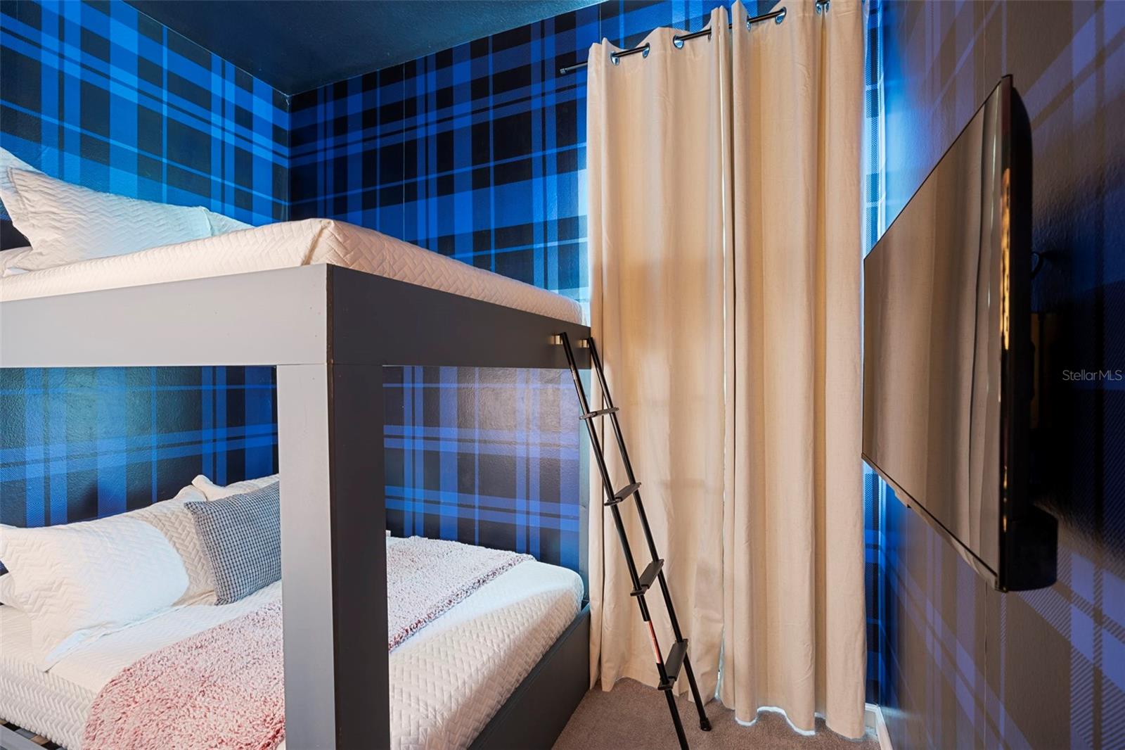 VERANDA PALMS PH 2B2-2C - Residential