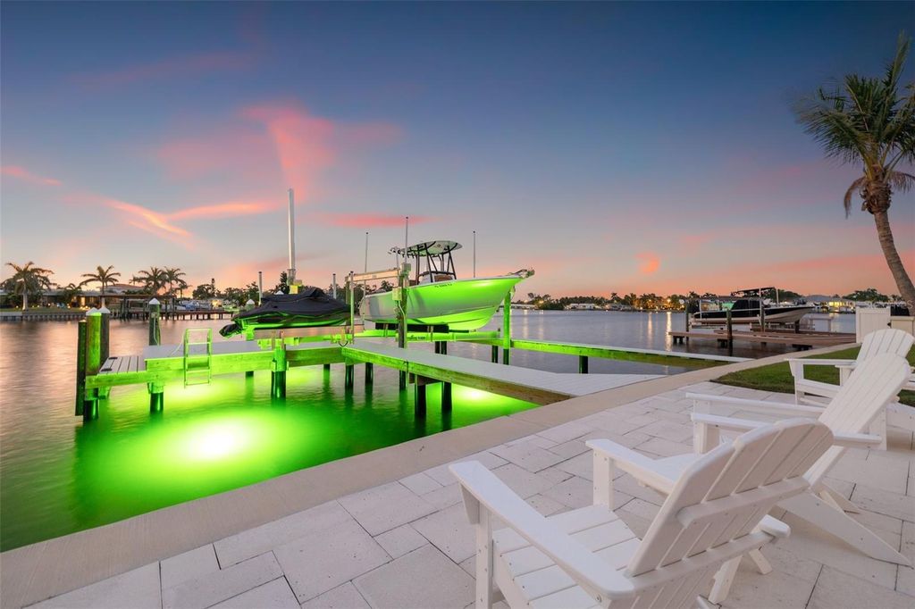 Photo of 935 Eden Isle Drive NE, St Petersburg, FL 33704 (MLS # TB8371186)