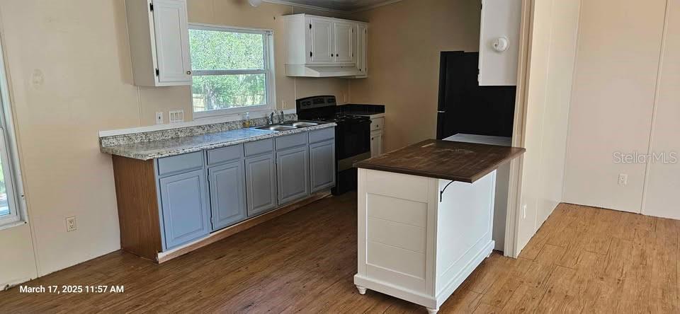 TRIFOLIATA - Residential