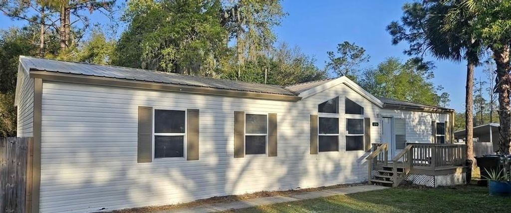 Photo of 12706 Hawk Hill Drive, Thonotosassa, FL 33592 (MLS # TB8482774)