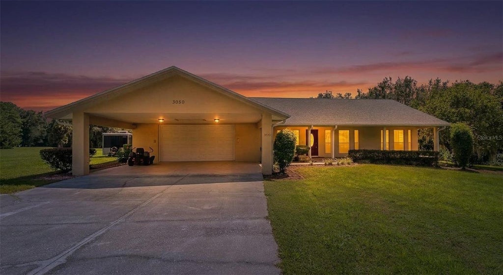 Photo of 3050 SE 114th Street, Ocala, FL 34480 (MLS # A4706029)