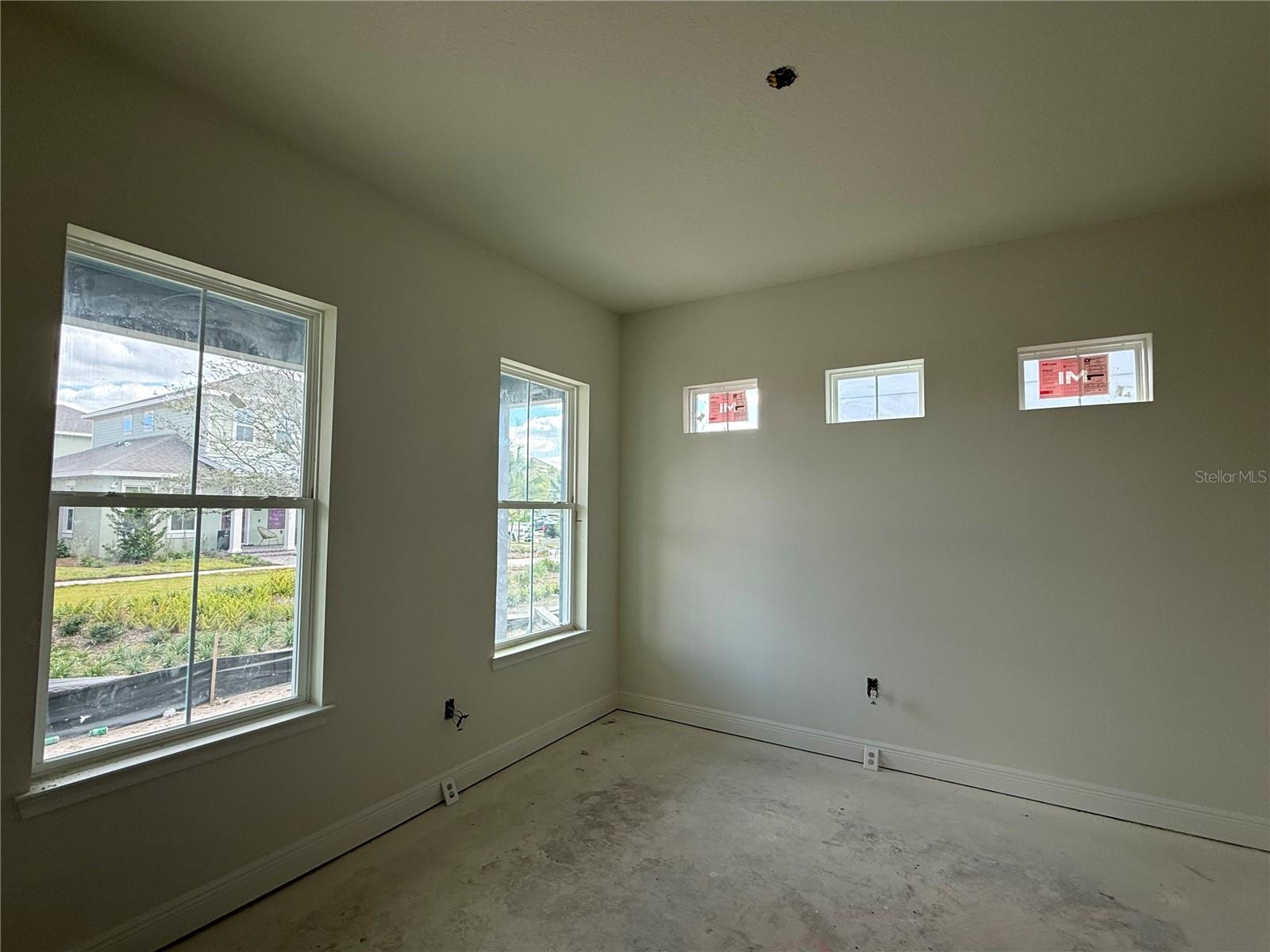 LAUREATE PARK - Residential