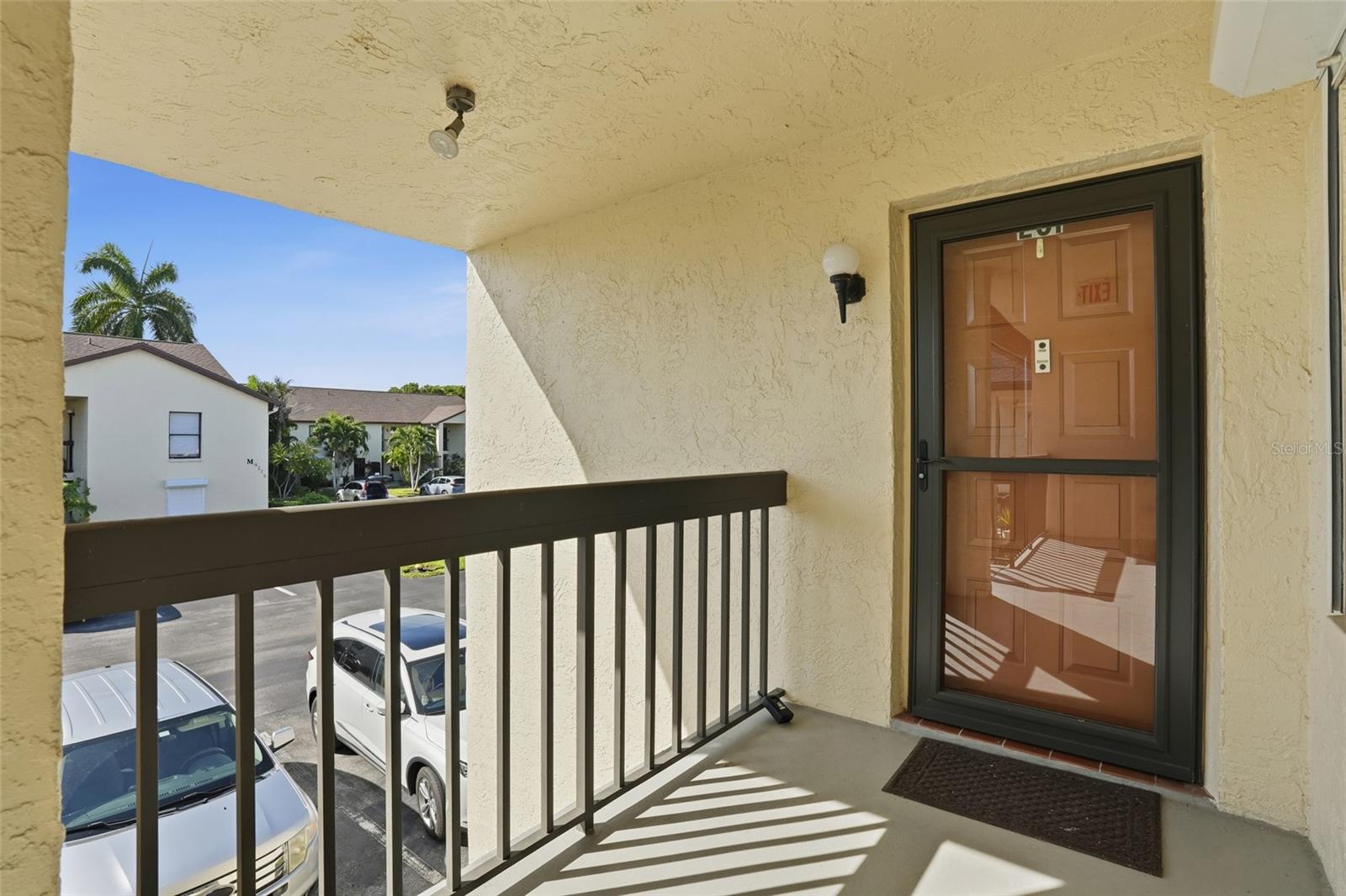 CENTRAL PARK SOUTH 01 - Residential